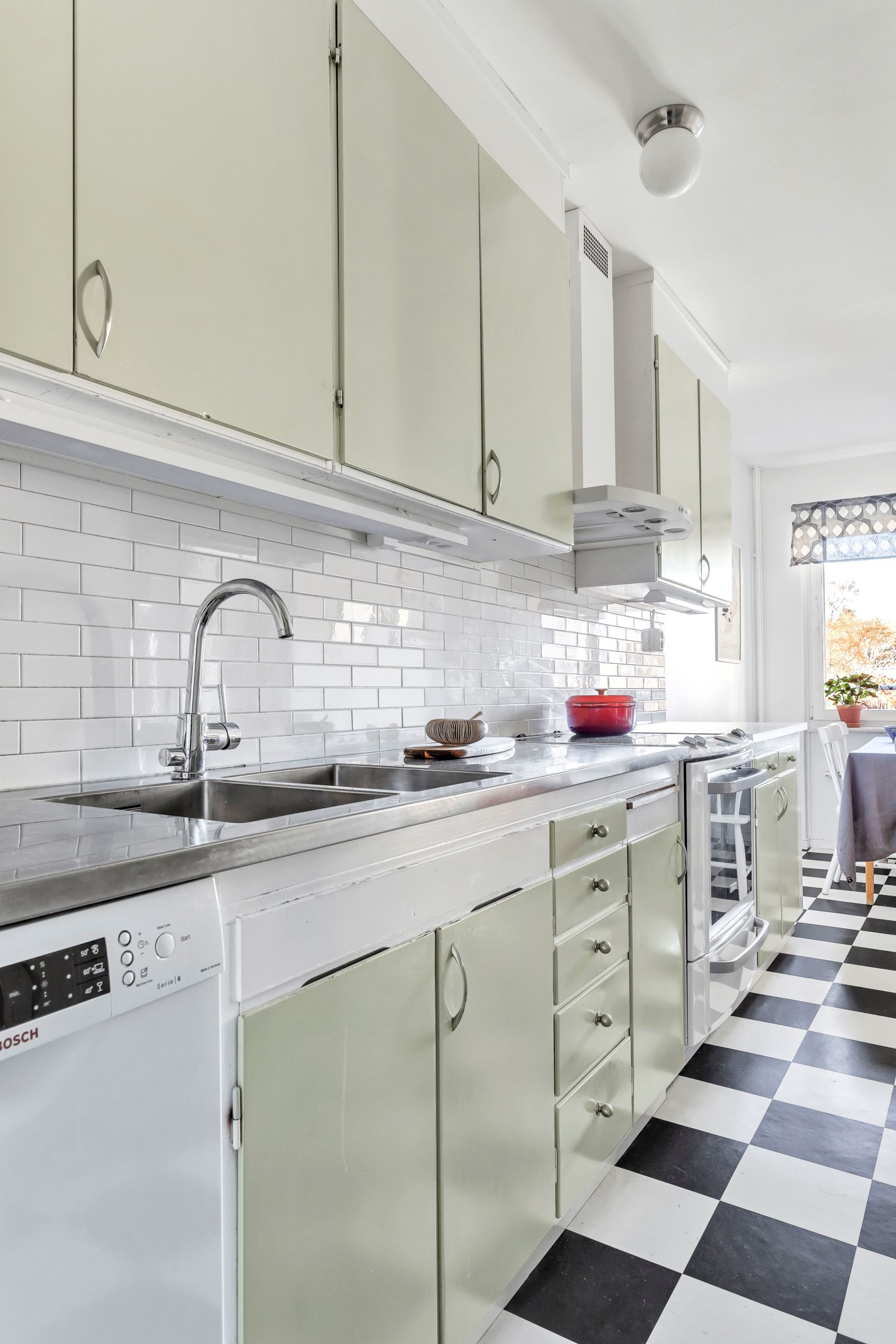 Bostadsbild från Tiundagatan 39, Såld i Luthagen, Uppsala