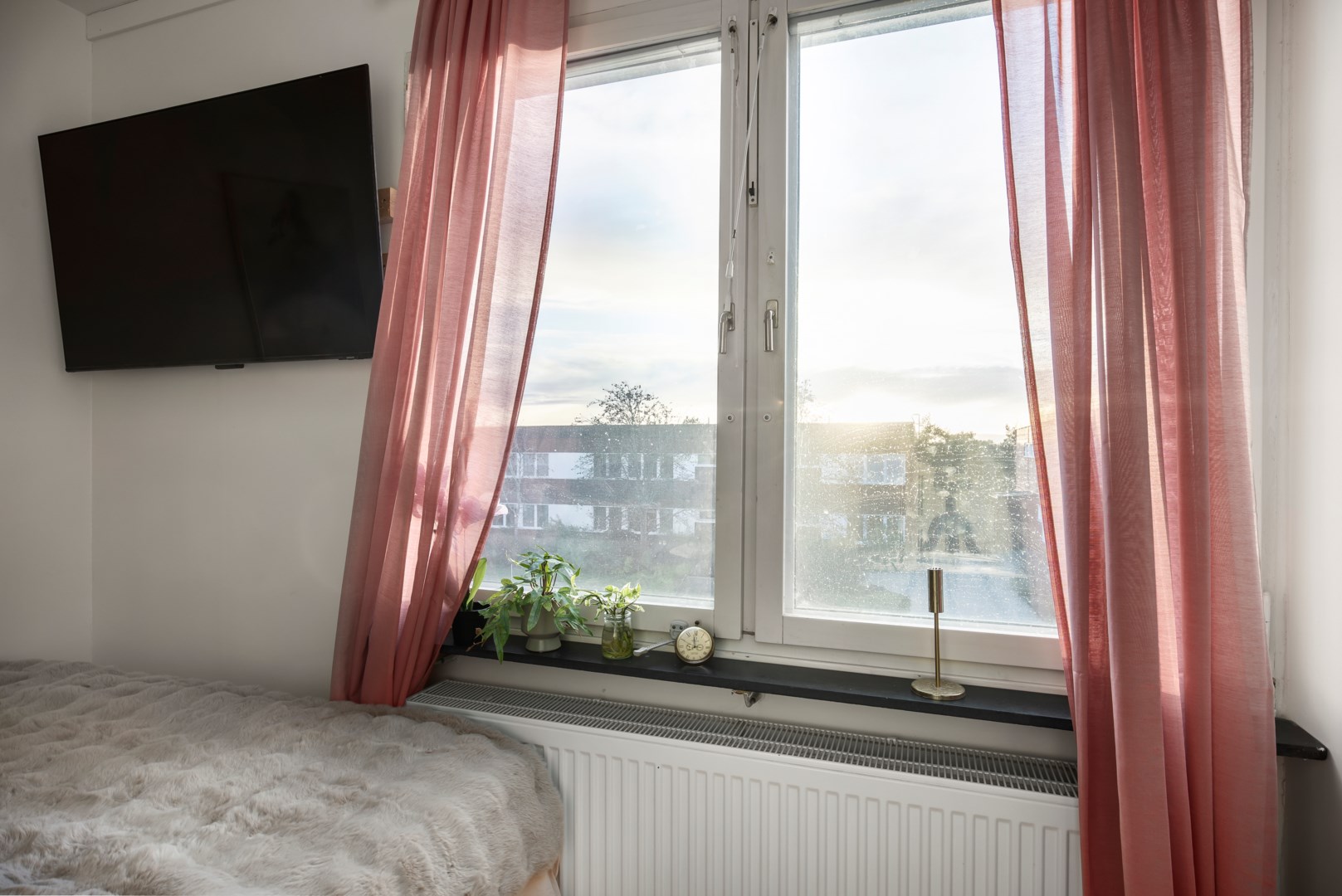 Bostadsbild från Ljuskärrsvägen 69, Kommande i Ljuskärrsberget - Saltsjöbaden, Nacka