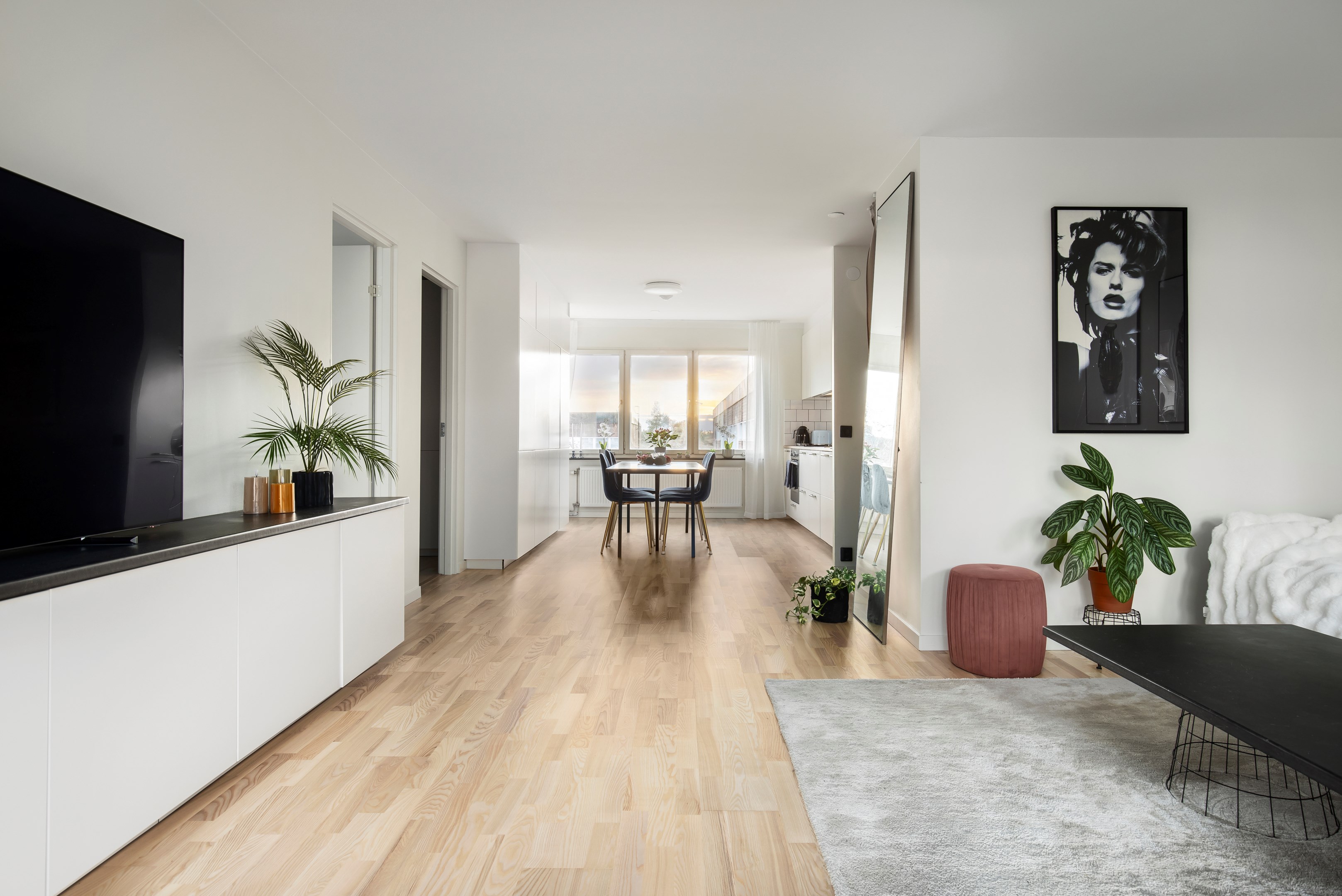 Bostadsbild från Ljuskärrsvägen 69, Kommande i Ljuskärrsberget - Saltsjöbaden, Nacka