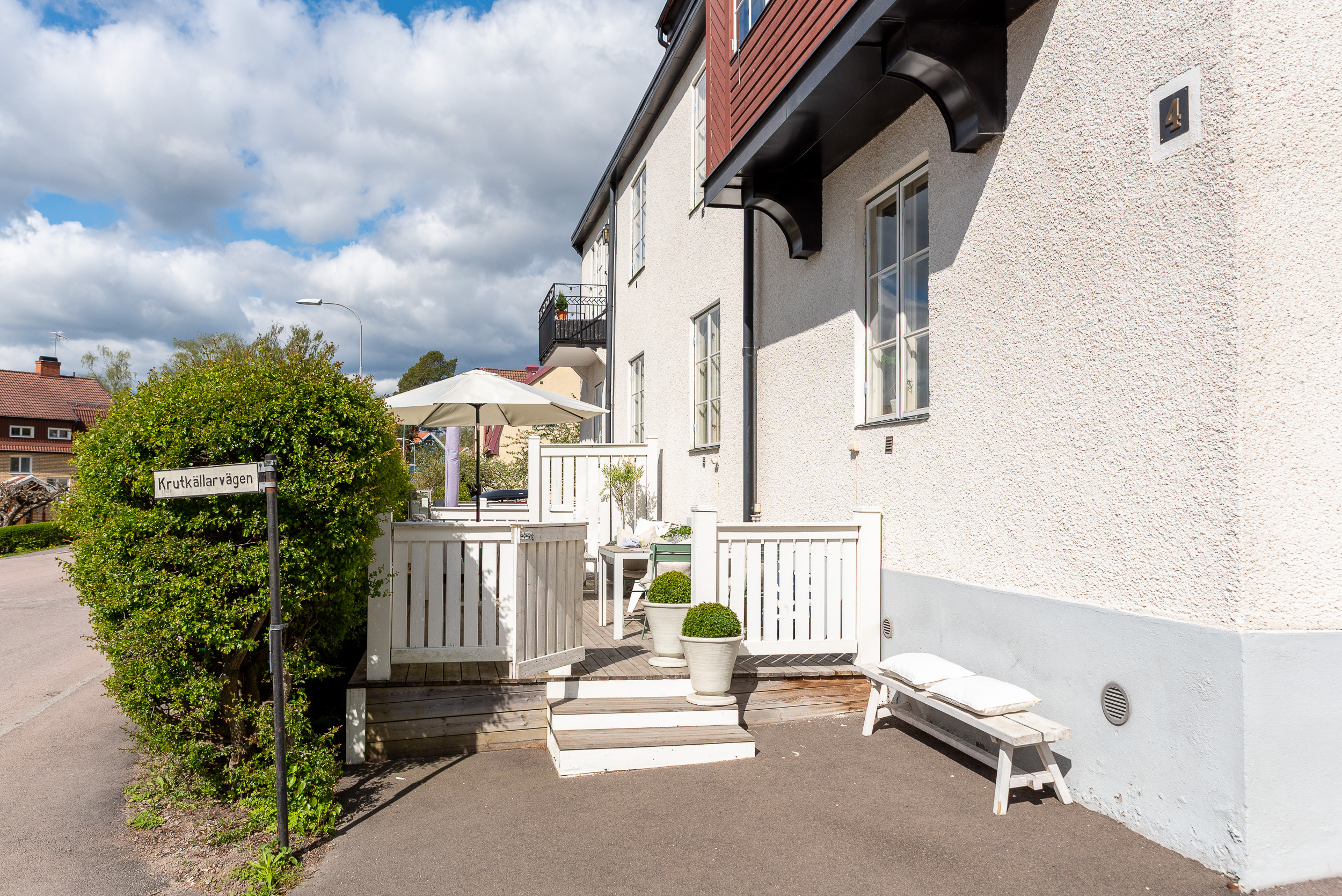 Bostadsbild från Krutkällarvägen 4, Såld i Karlsdal, Västerås