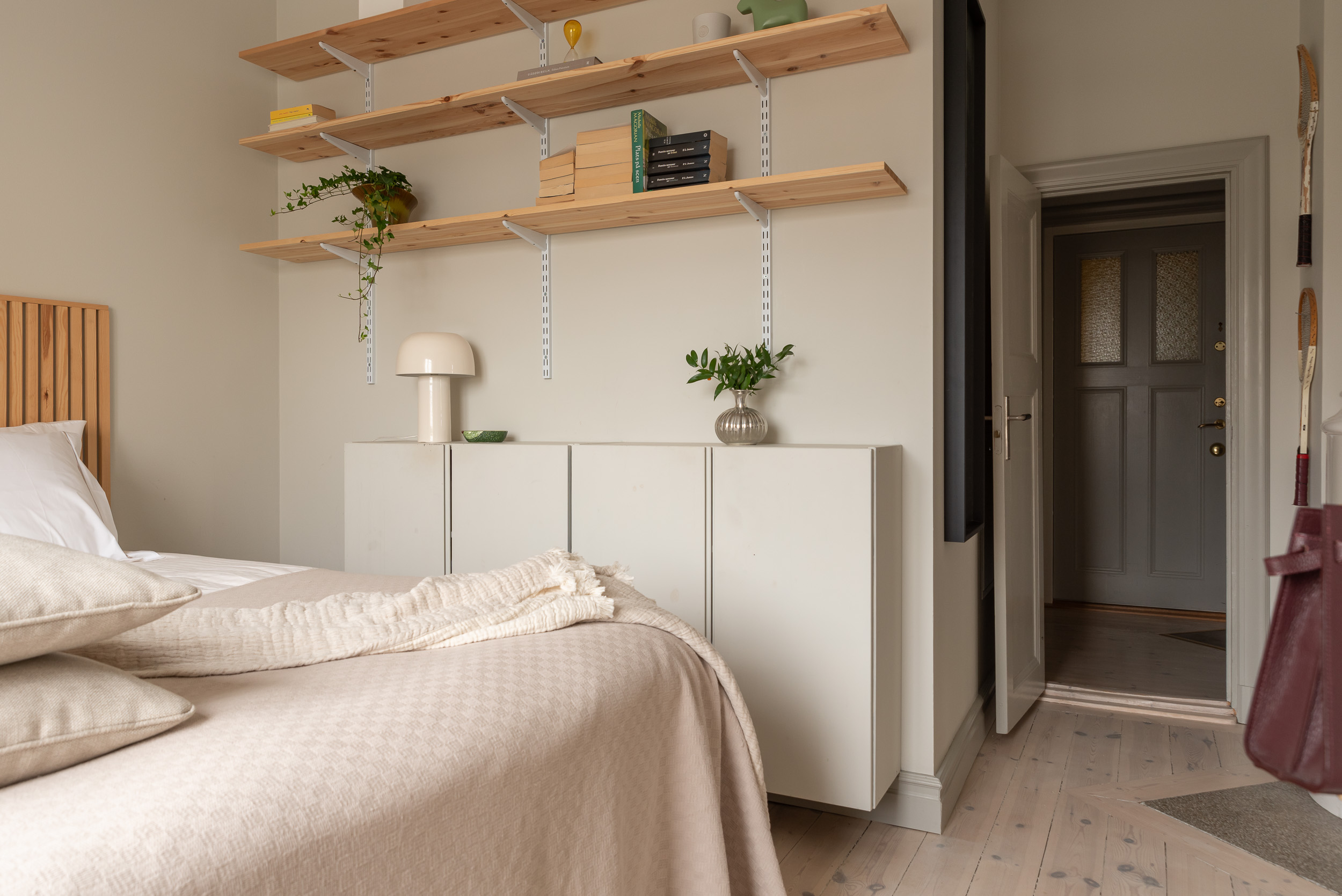 Bostadsbild från Krutkällarvägen 4, Såld i Karlsdal, Västerås