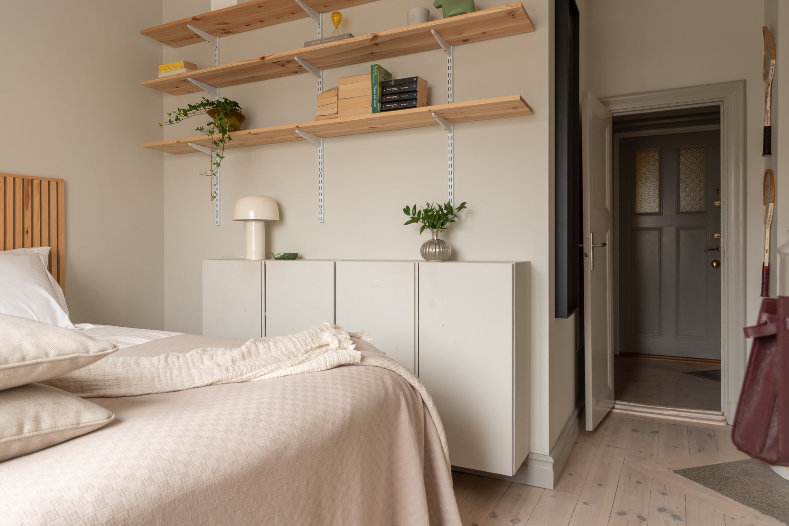 Bostadsbild från Krutkällarvägen 4, Såld i Karlsdal, Västerås