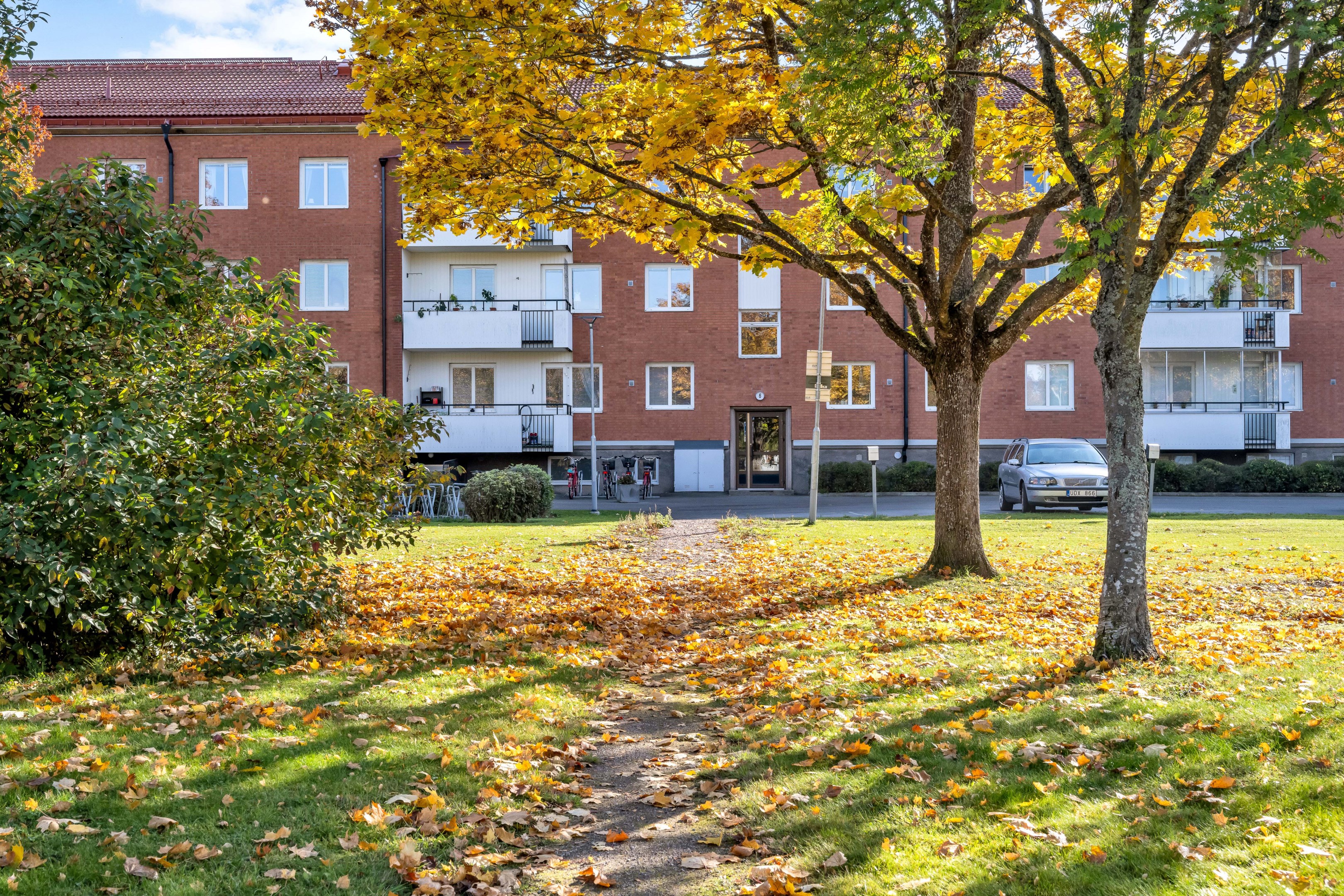 Bostadsbild från Apelgatan 8, Såld i Salabacke, Uppsala