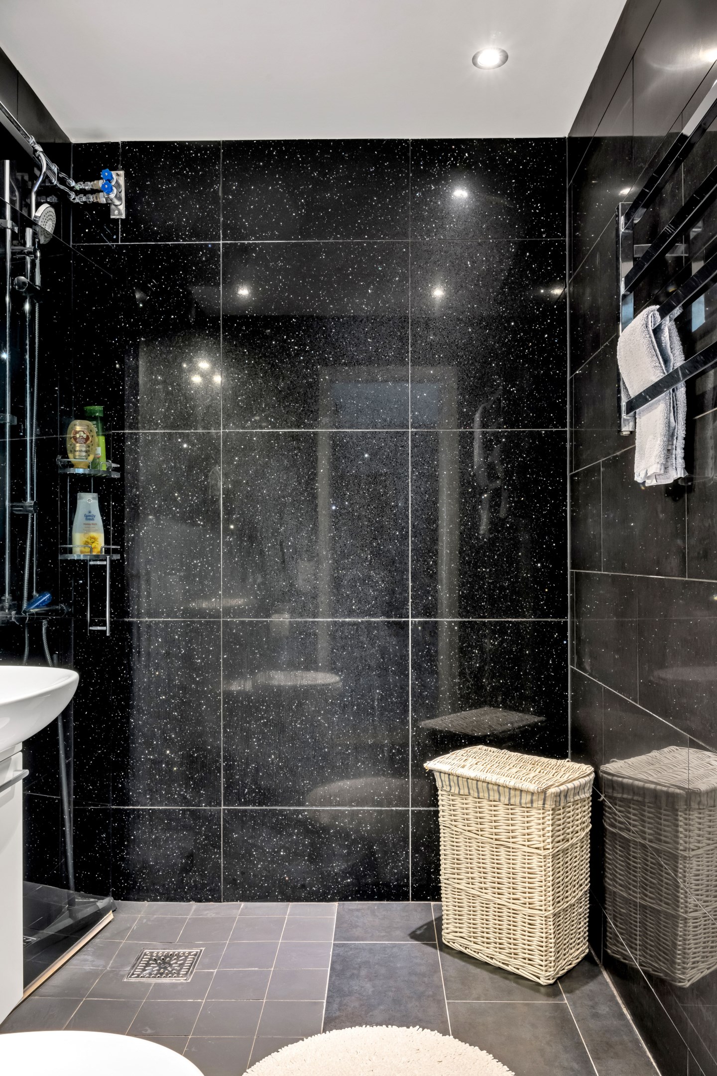 Bostadsbild från Apelgatan 8, Såld i Salabacke, Uppsala