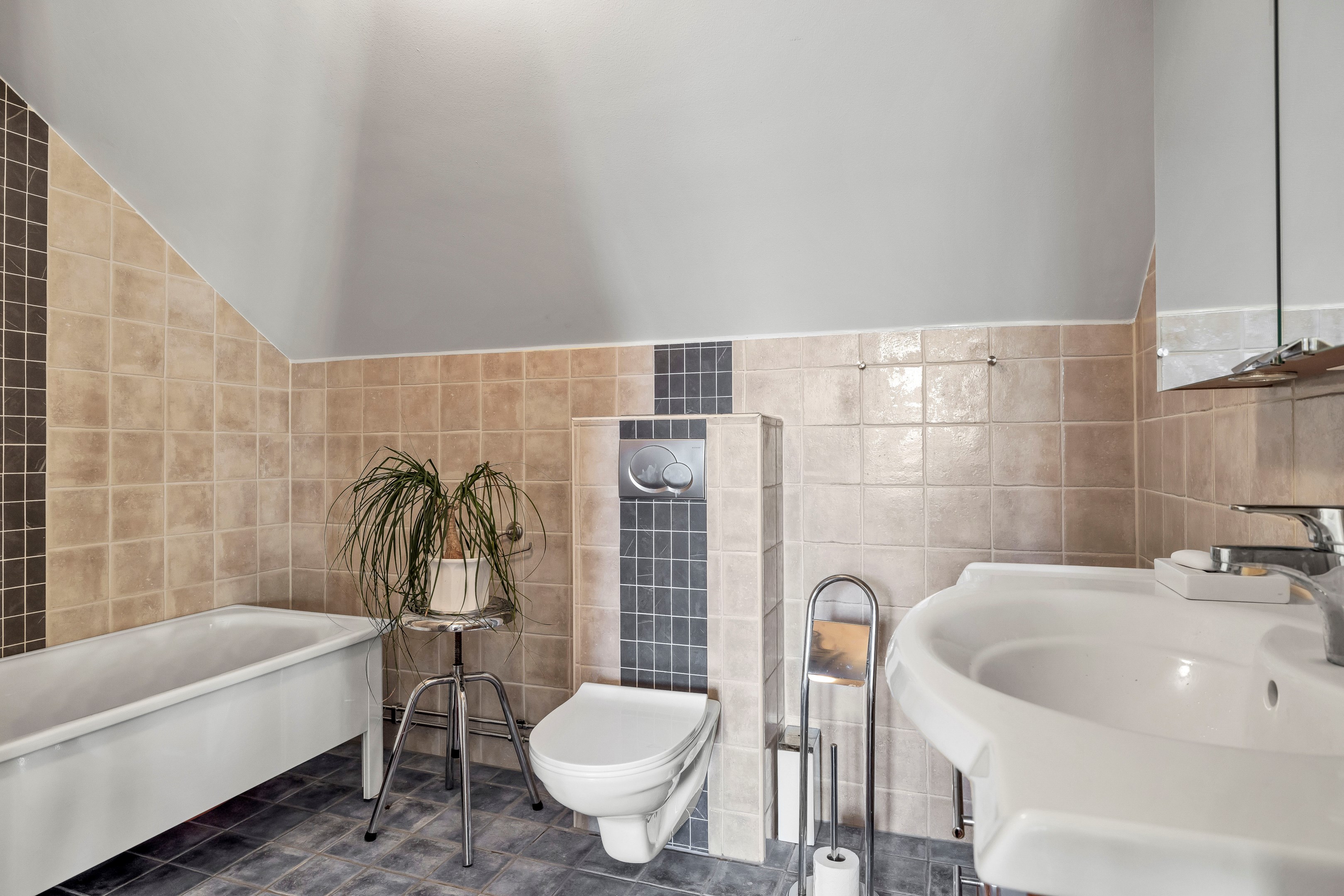 Bostadsbild från Trädgårdsgatan 3, Såld i Centrum, Uppsala