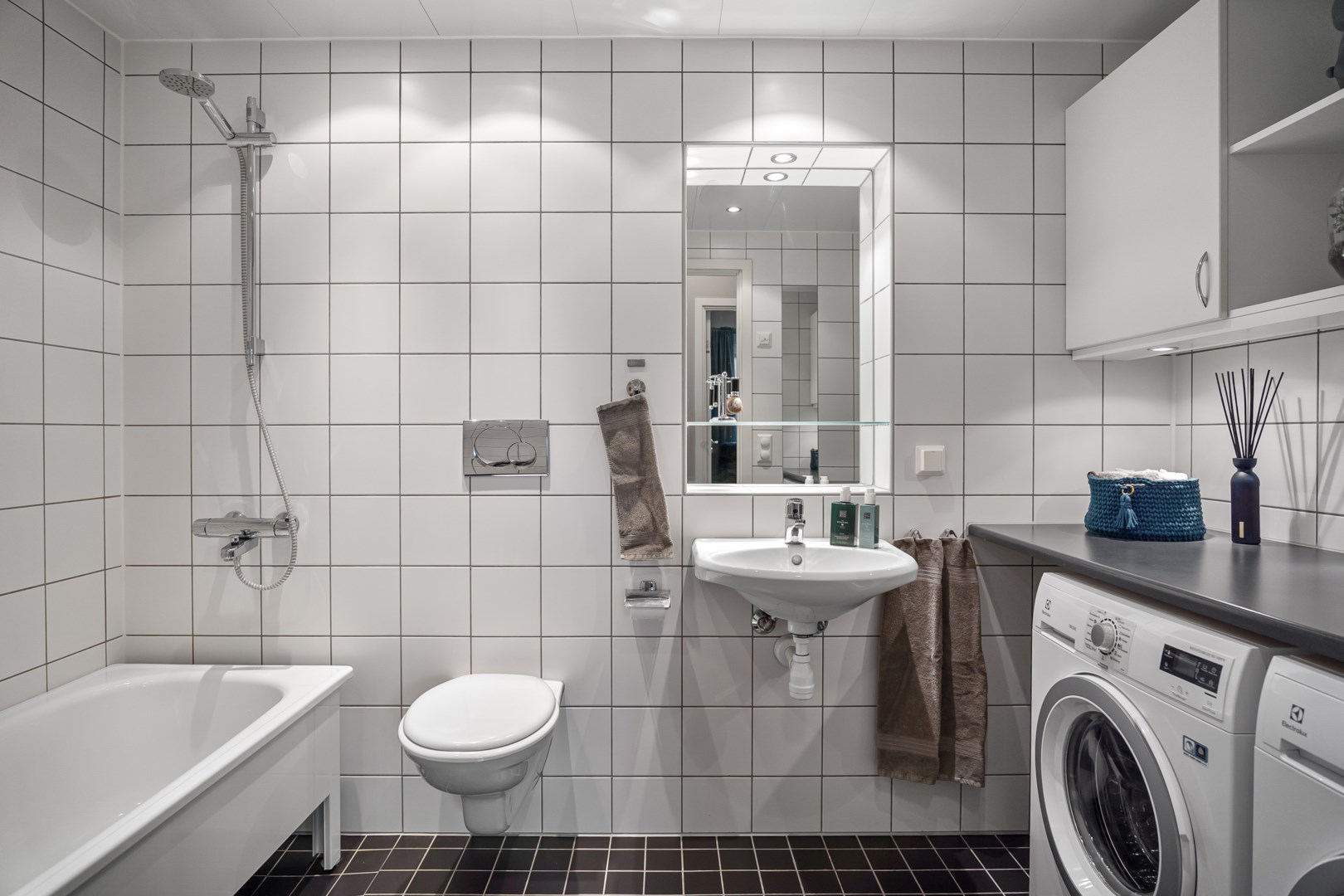 Bostadsbild från Sjökvarnsbacken 6, Såld i Saltsjöqvarn, Nacka