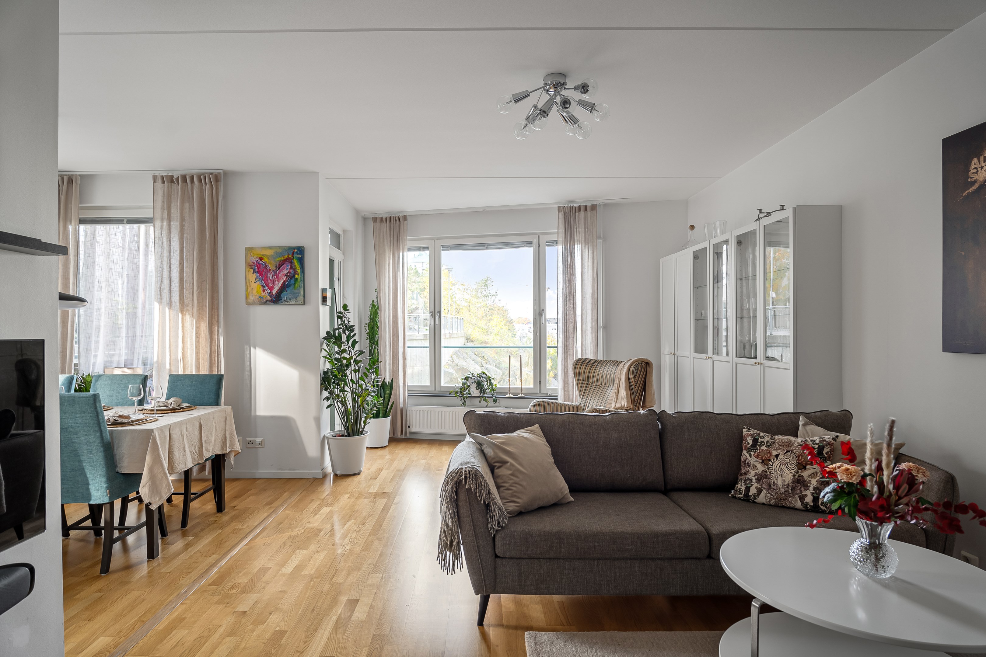 Bostadsbild från Sjökvarnsbacken 6, Såld i Saltsjöqvarn, Nacka