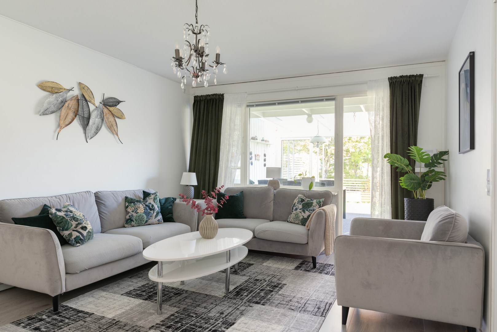 Bostadsbild från Dragverksgatan 21, Såld i Bäckby, Västerås