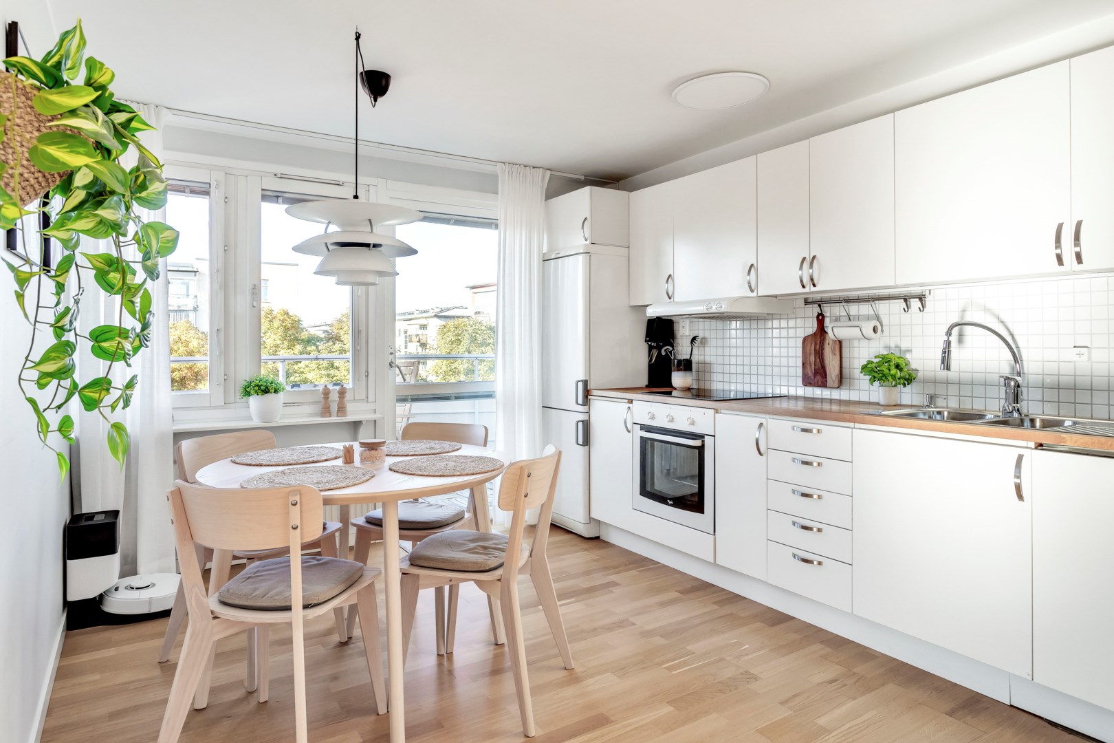 Bostadsbild från Djäknegatan 24, Såld i Kapellgärdet, Uppsala