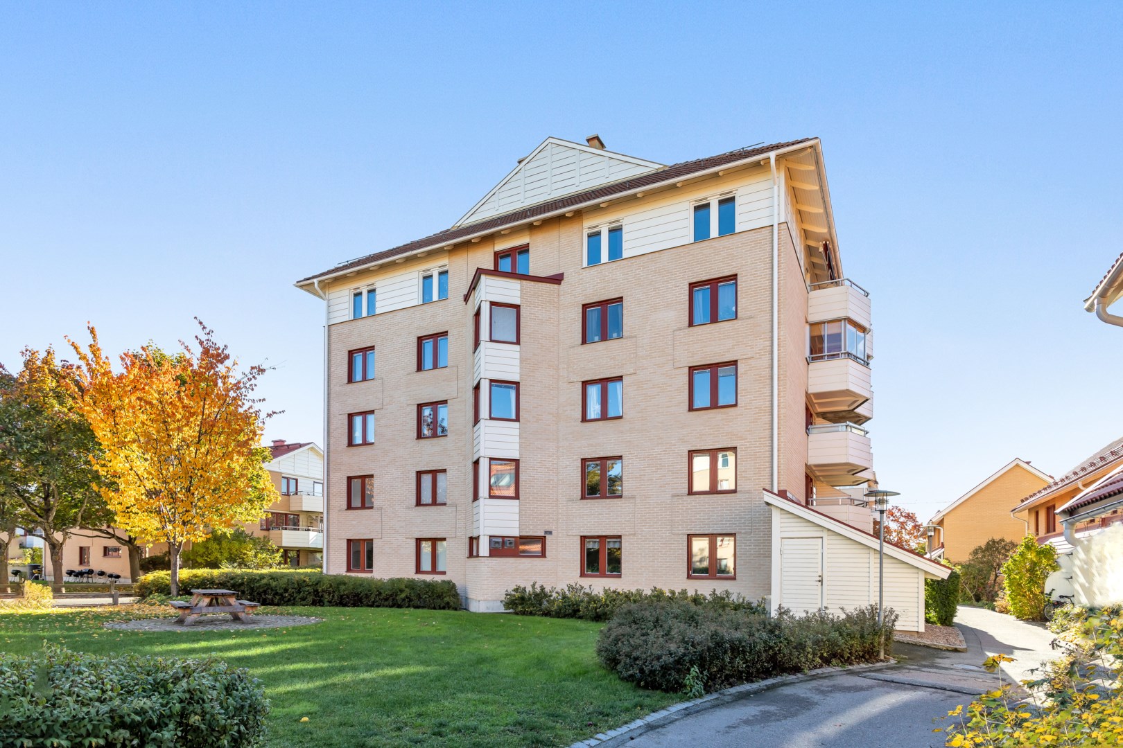 Bostadsbild från Djäknegatan 24, Såld i Kapellgärdet, Uppsala