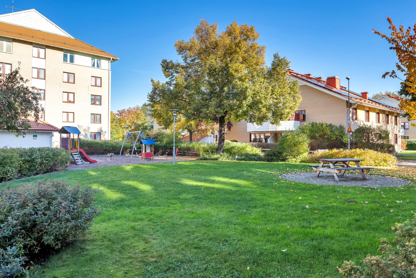 Bostadsbild från Djäknegatan 24, Såld i Kapellgärdet, Uppsala