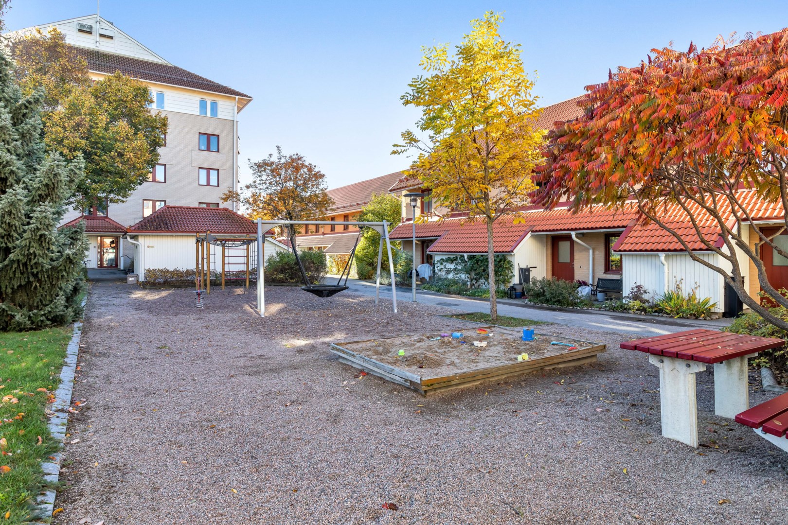 Bostadsbild från Djäknegatan 24, Såld i Kapellgärdet, Uppsala