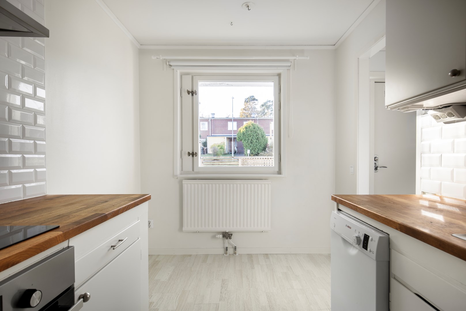 Bostadsbild från Hovvägen 30B, Såld i Hästhagen, Värmdö