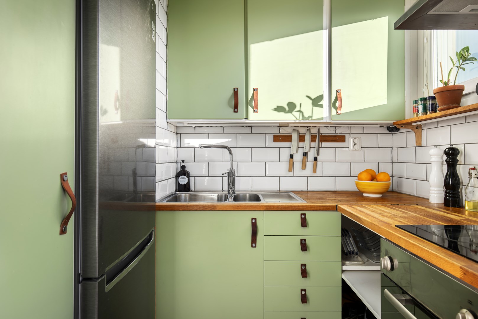 Bostadsbild från Edinsvägen 12, Såld i Ektorp, Nacka