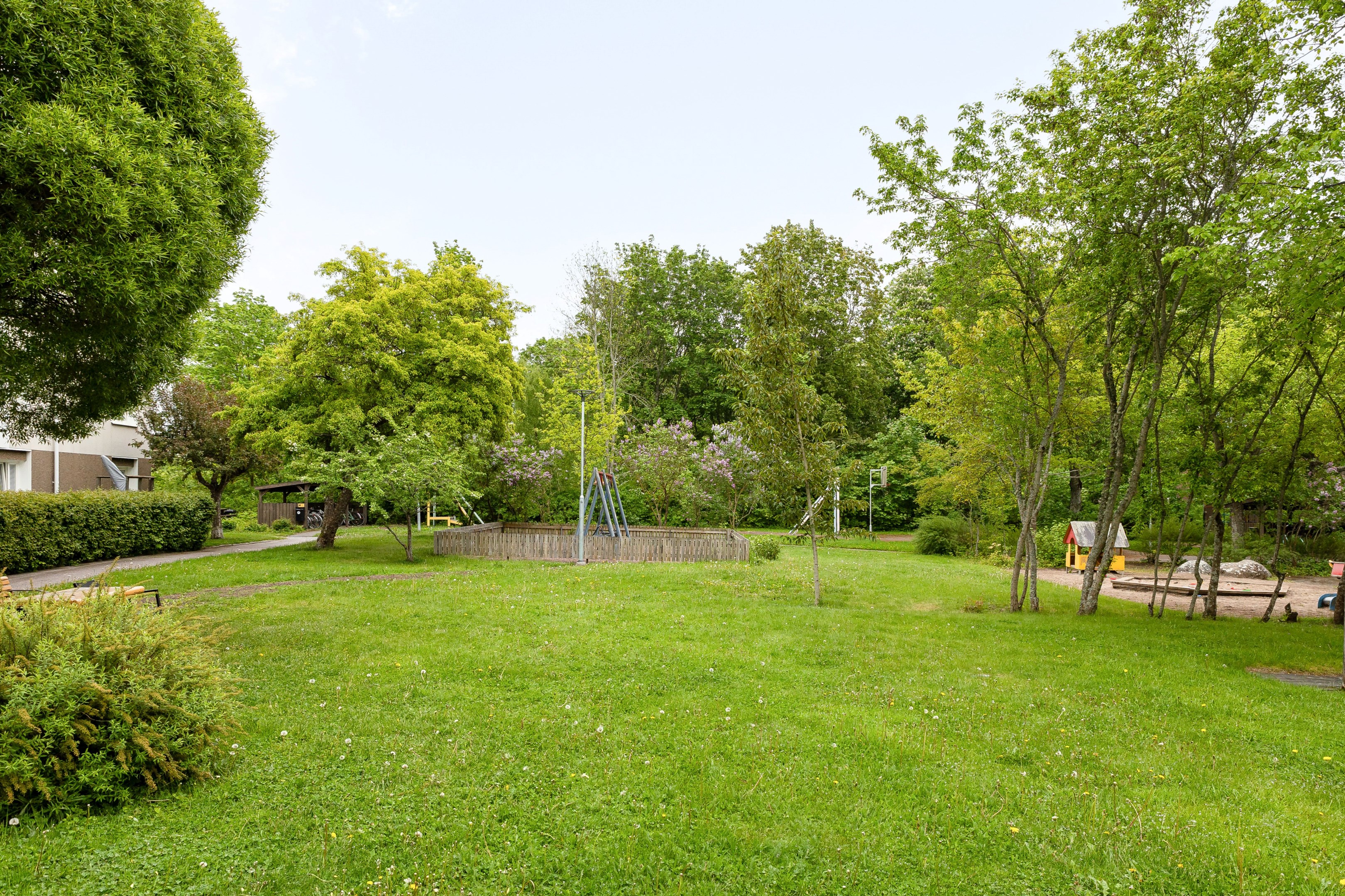 Bostadsbild från Fjärdhundragatan 24, Kommande i Tunabackar, Uppsala