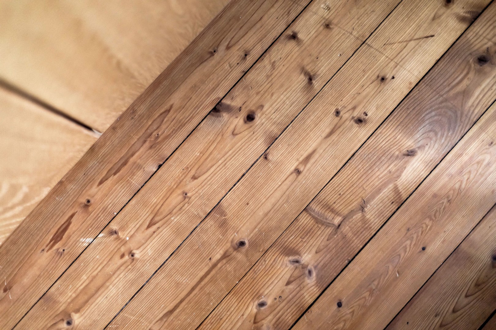 Bostadsbild från Sköldungagatan 30B, Såld i Svartbäcken, Uppsala