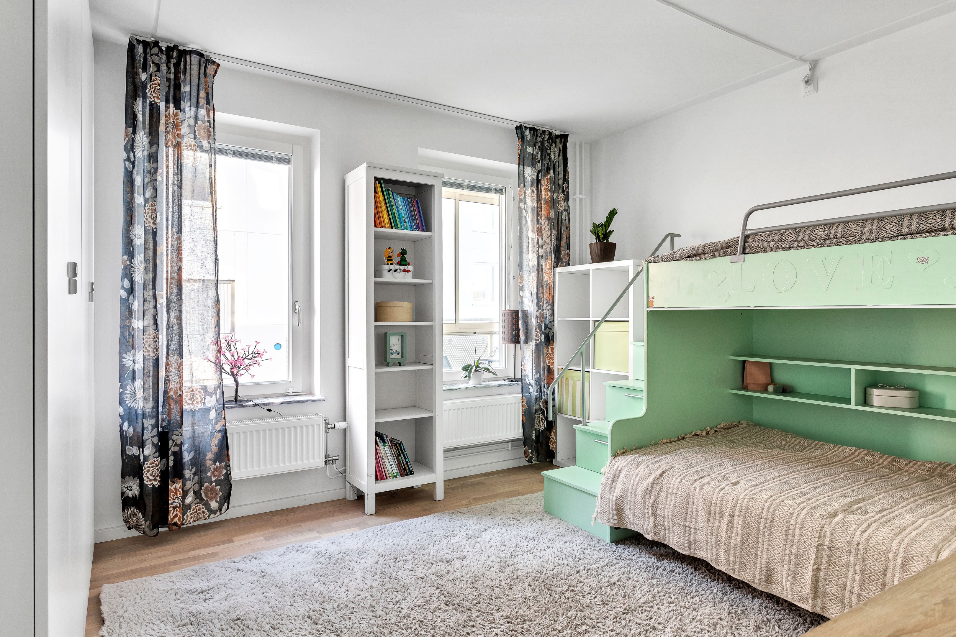 Bostadsbild från Kantorsgatan 3B, Till salu i Kapellgärdet, Uppsala
