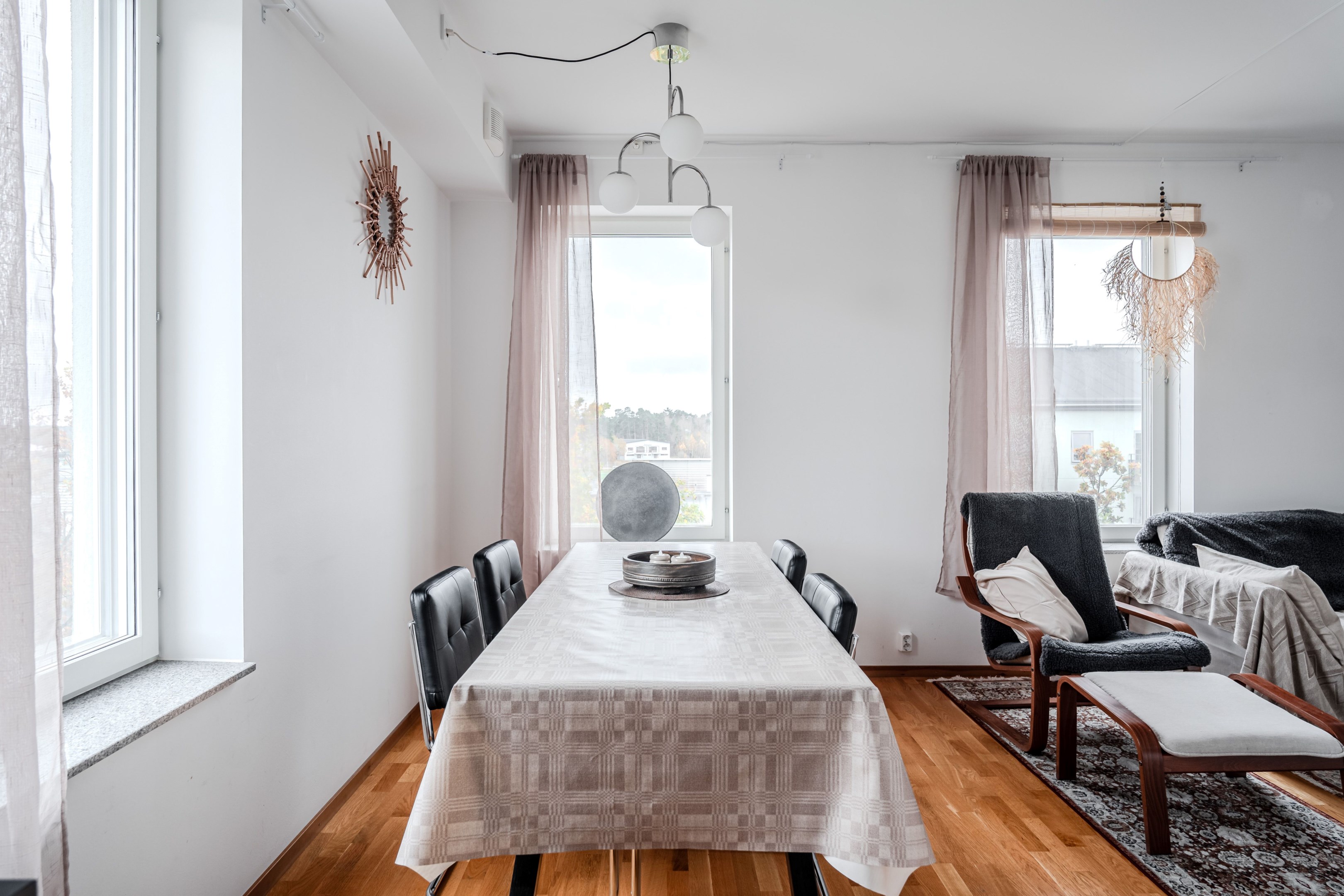 Bostadsbild från Herrhagsvägen 195, Såld i Herrhagen, Uppsala