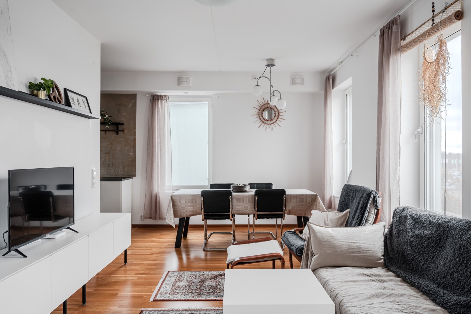 Bostadsbild från Herrhagsvägen 195, Såld i Herrhagen, Uppsala