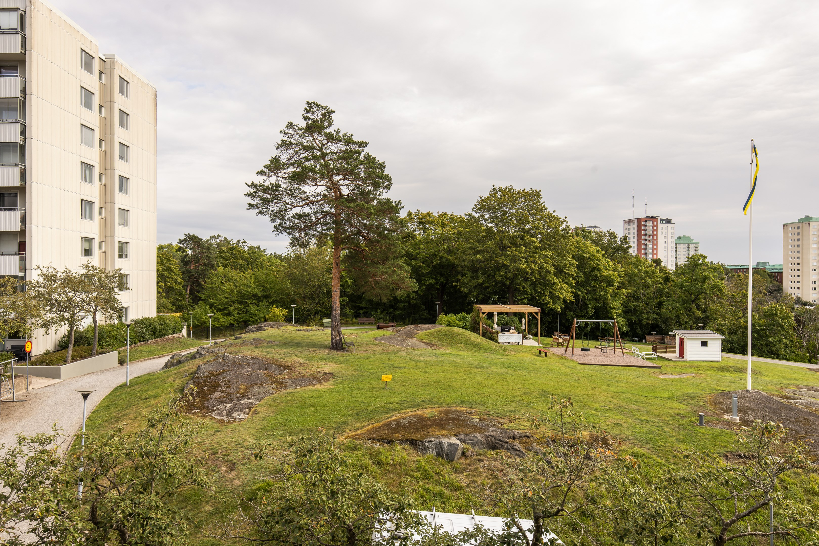 Bostadsbild från Gamla Värmdövägen 4, 6tr, Såld i Finntorp, Nacka