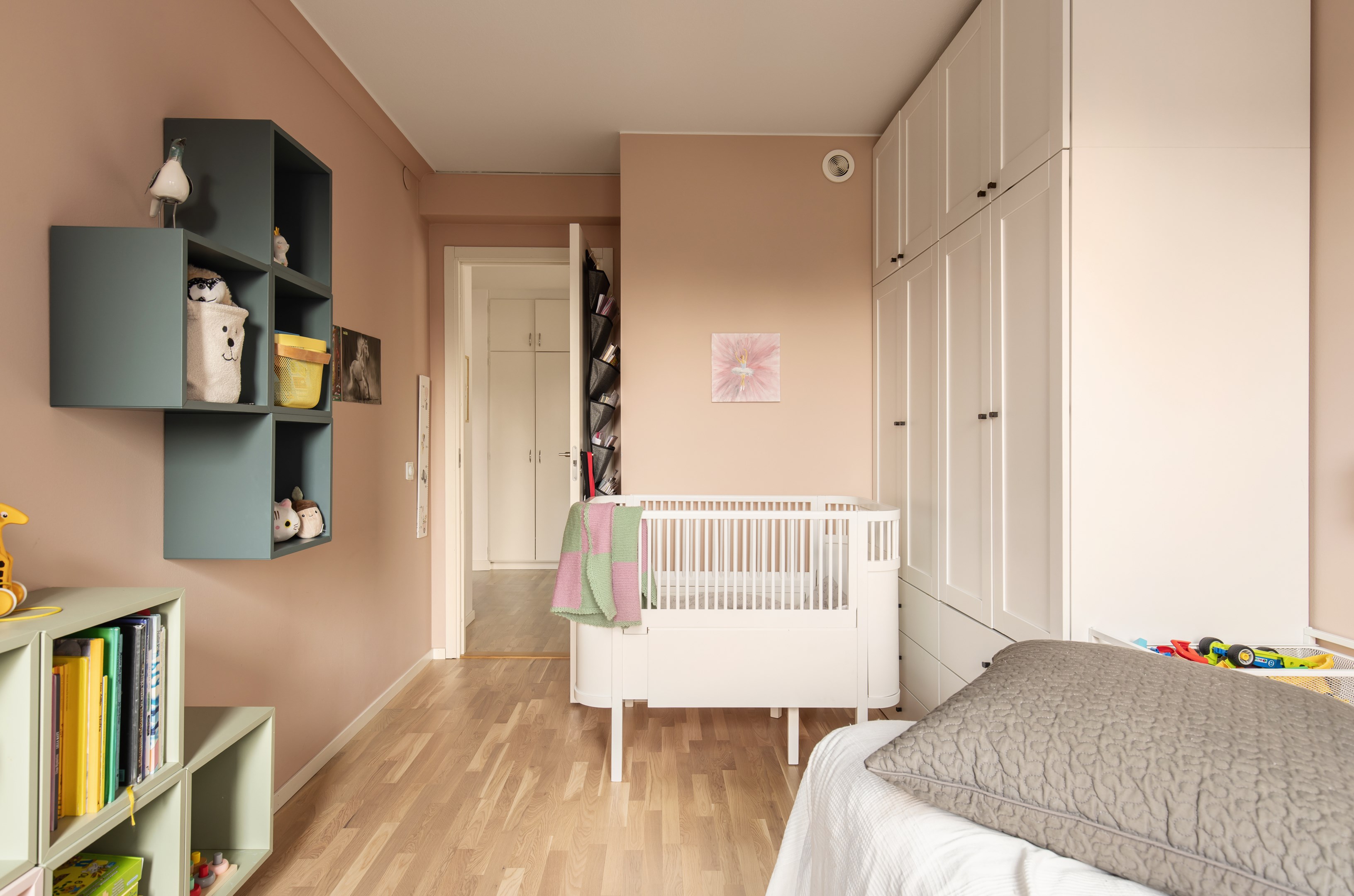 Bostadsbild från Skarpövägen 33, Till salu i Västra Orminge, Nacka