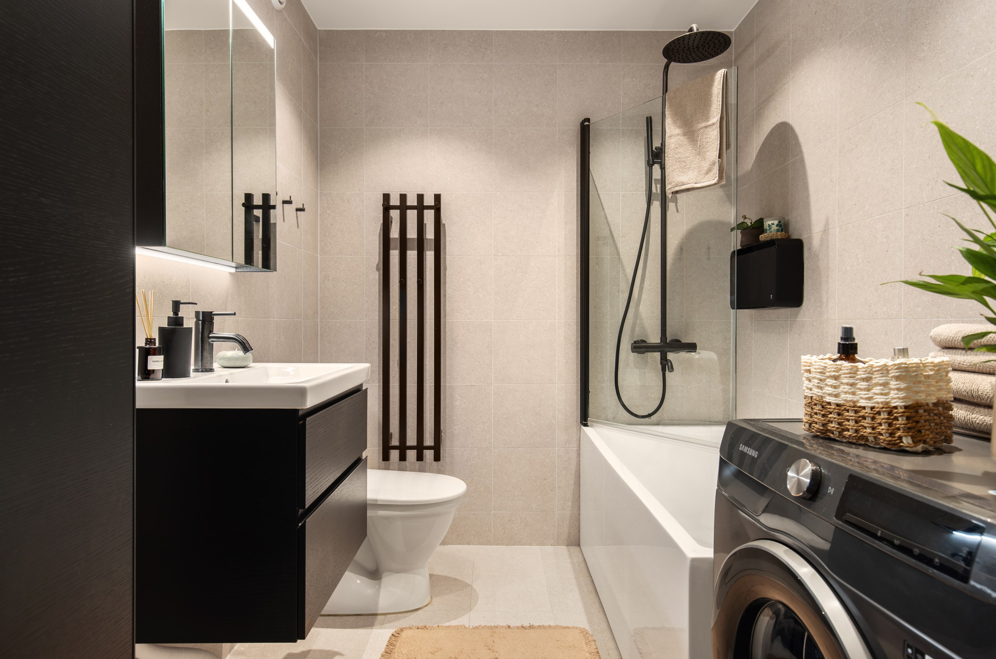 Bostadsbild från Skarpövägen 33, Till salu i Västra Orminge, Nacka