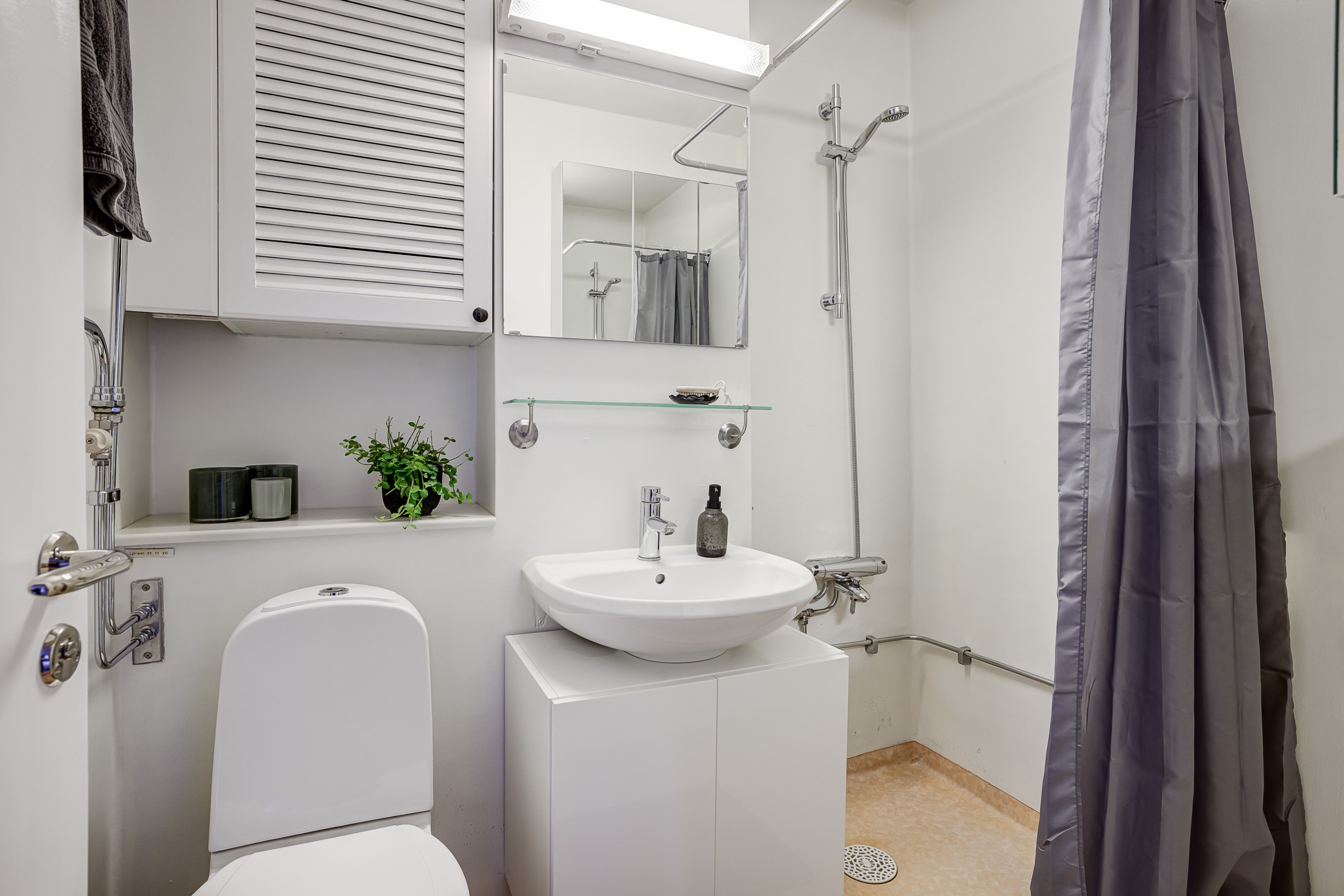 Bostadsbild från Karlsrogatan 81, Såld i Sommarro, Uppsala