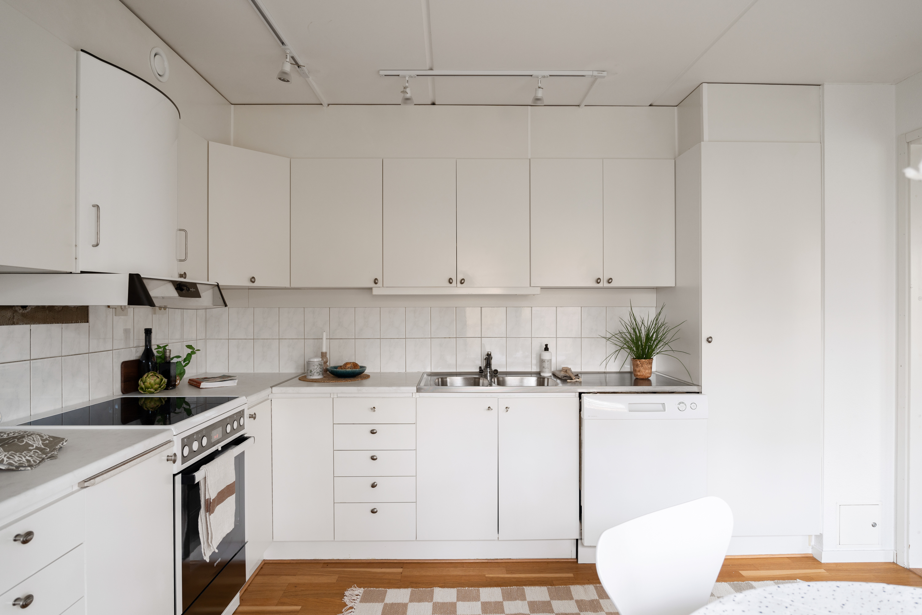 Bostadsbild från Ängsbacken 6, Såld i Björknäs, Nacka