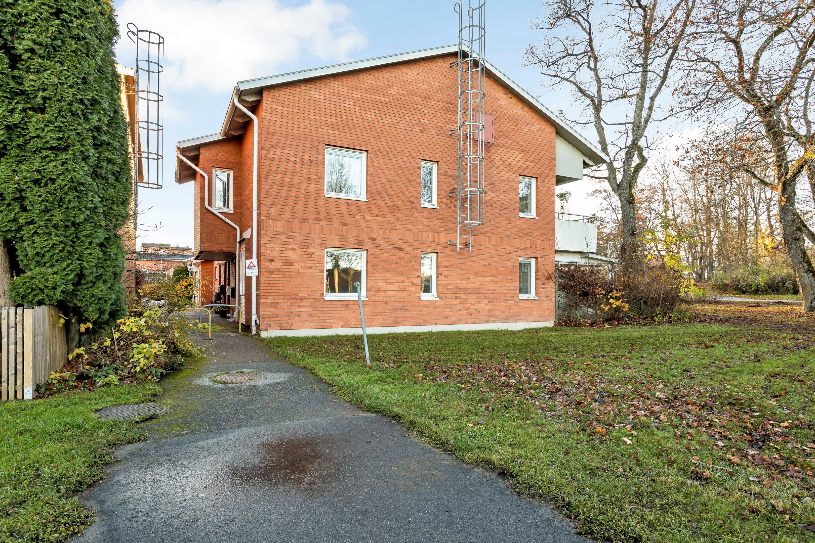 Bostadsbild från Munters gata 21, Såld i Nyby gård, Uppsala