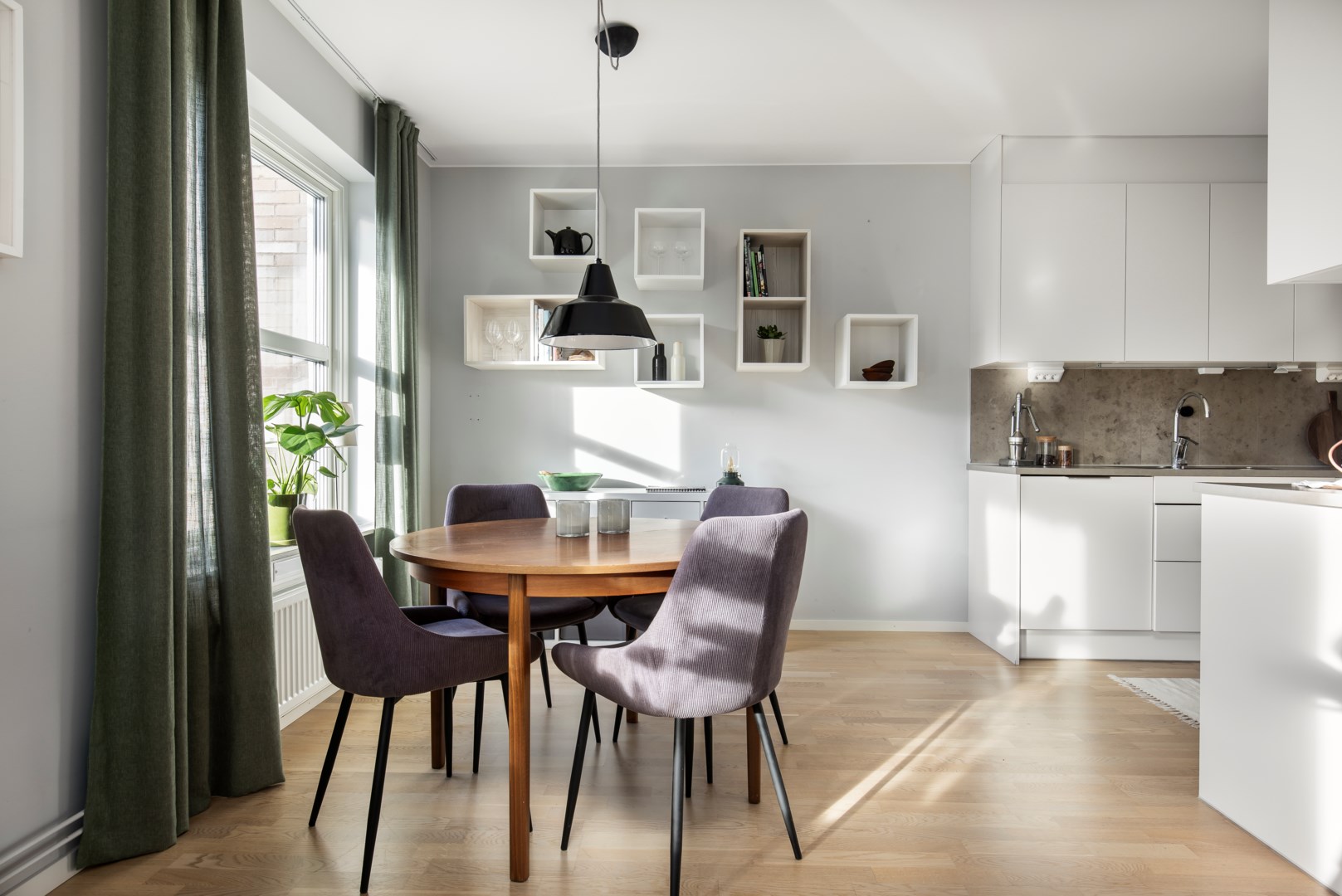 Bostadsbild från Tollare Ängsväg 28, Såld i Tollare, Nacka