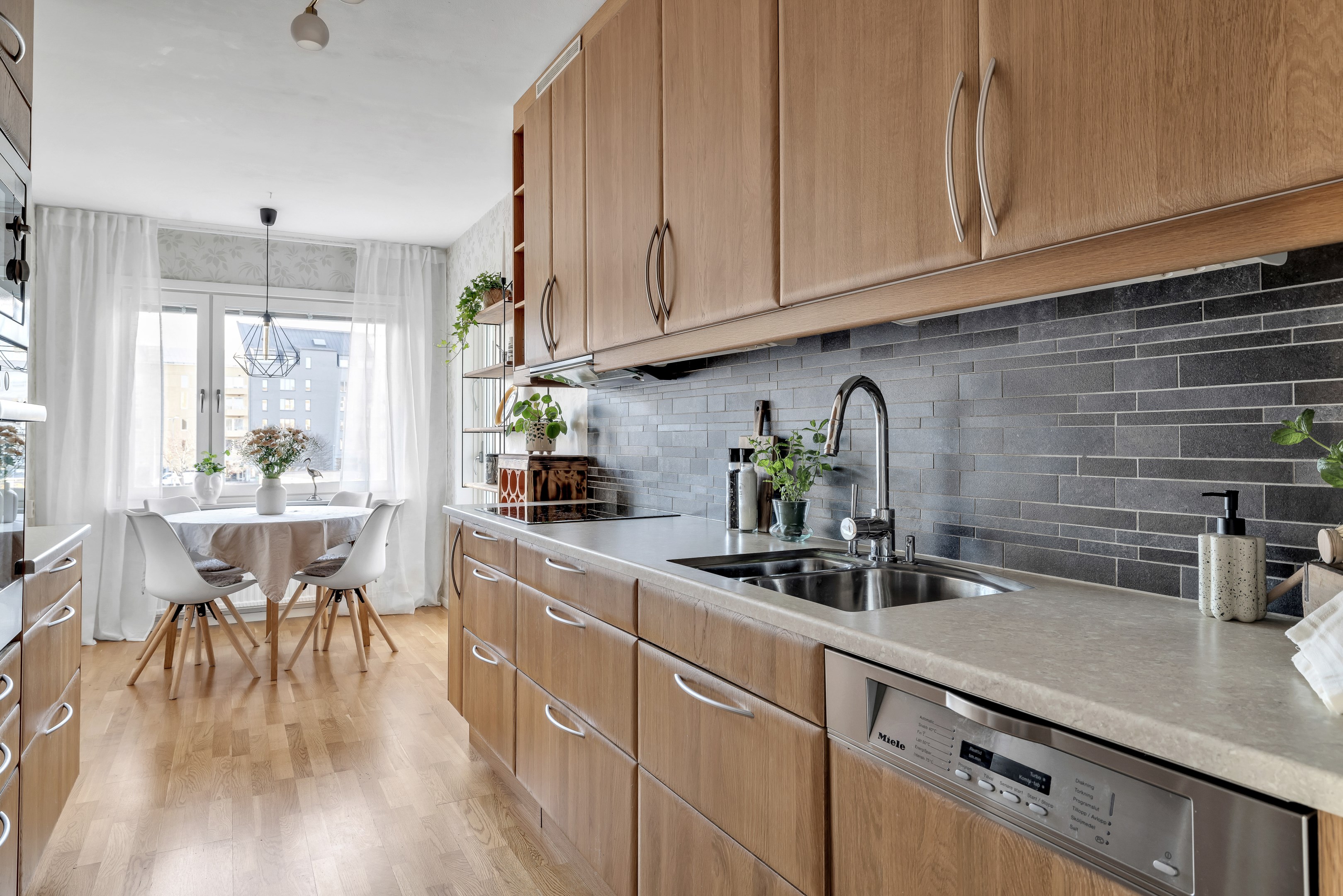 Bostadsbild från Fyrislundsgatan 46, Såld i Årsta, Uppsala