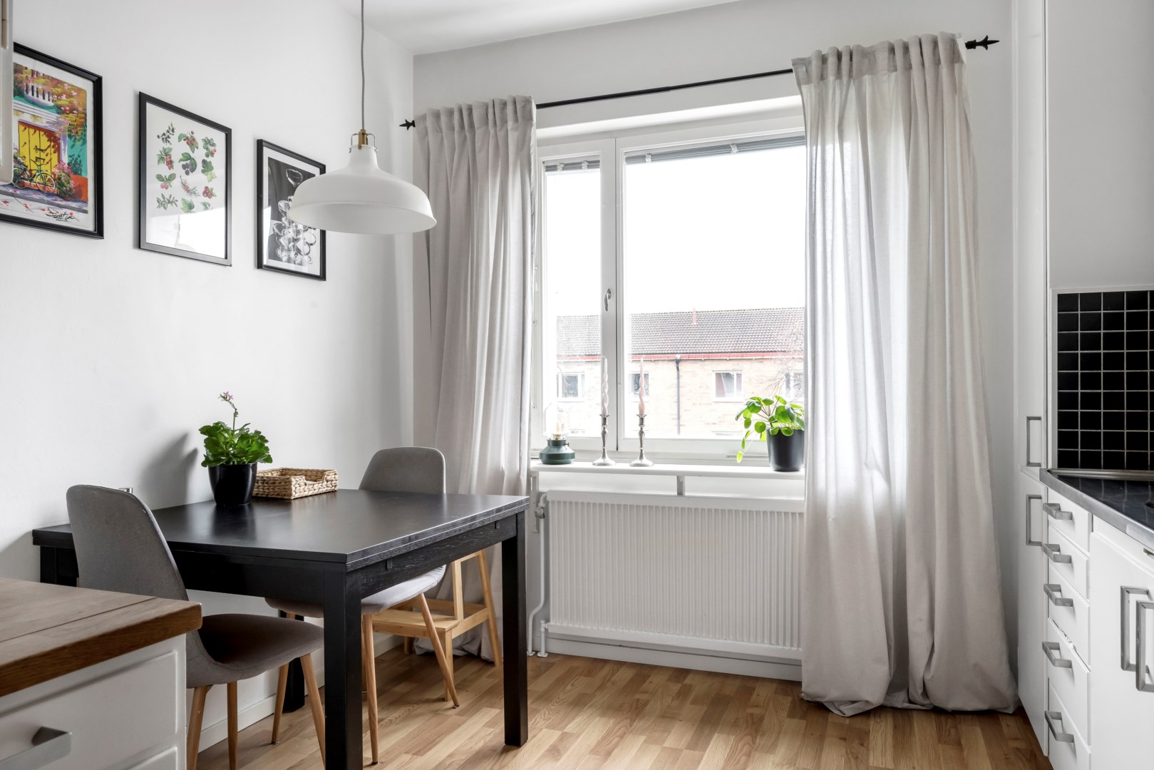 Bostadsbild från Apelgatan 7 C, Såld i Salabacke, Uppsala