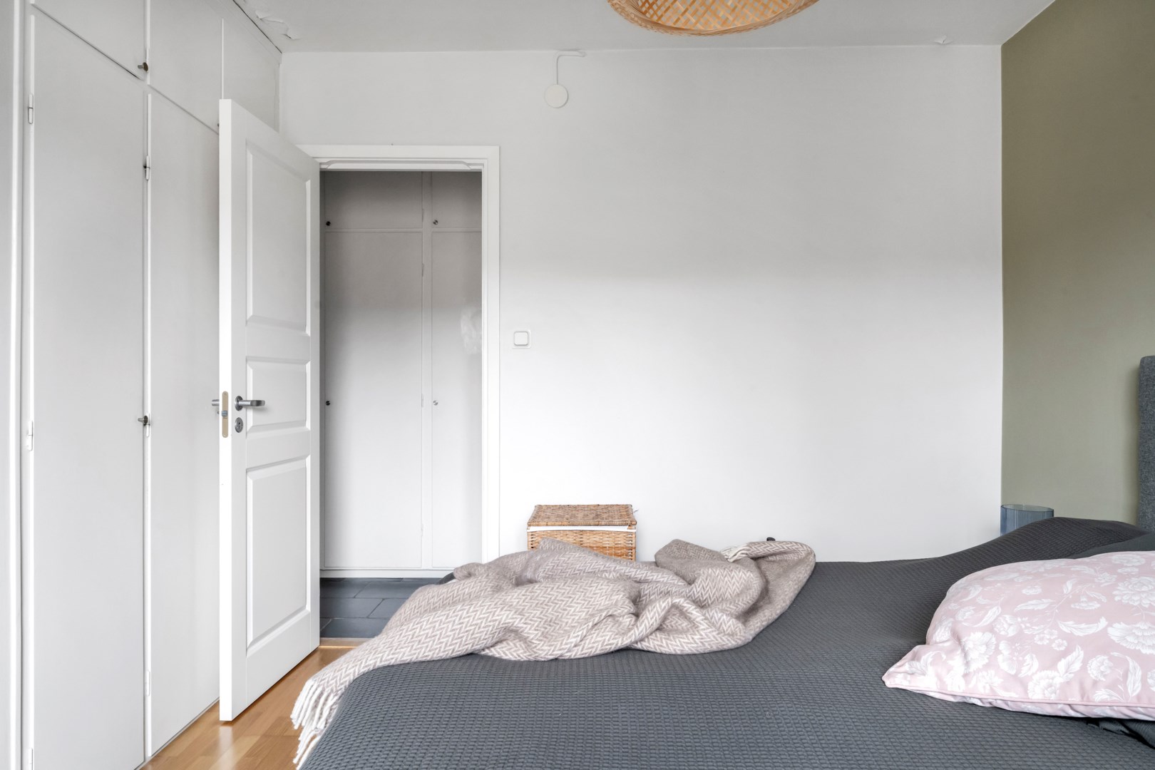 Bostadsbild från Apelgatan 7 C, Såld i Salabacke, Uppsala