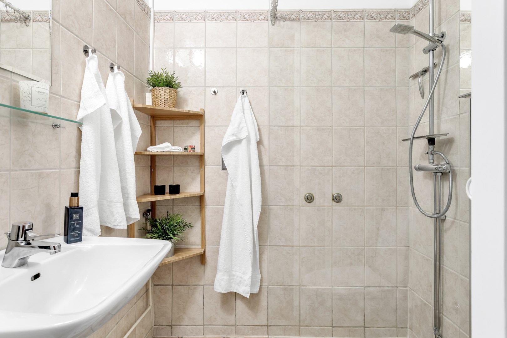 Bostadsbild från Hjalmar Brantingsgatan 7B, Såld i Fålhagen, Uppsala