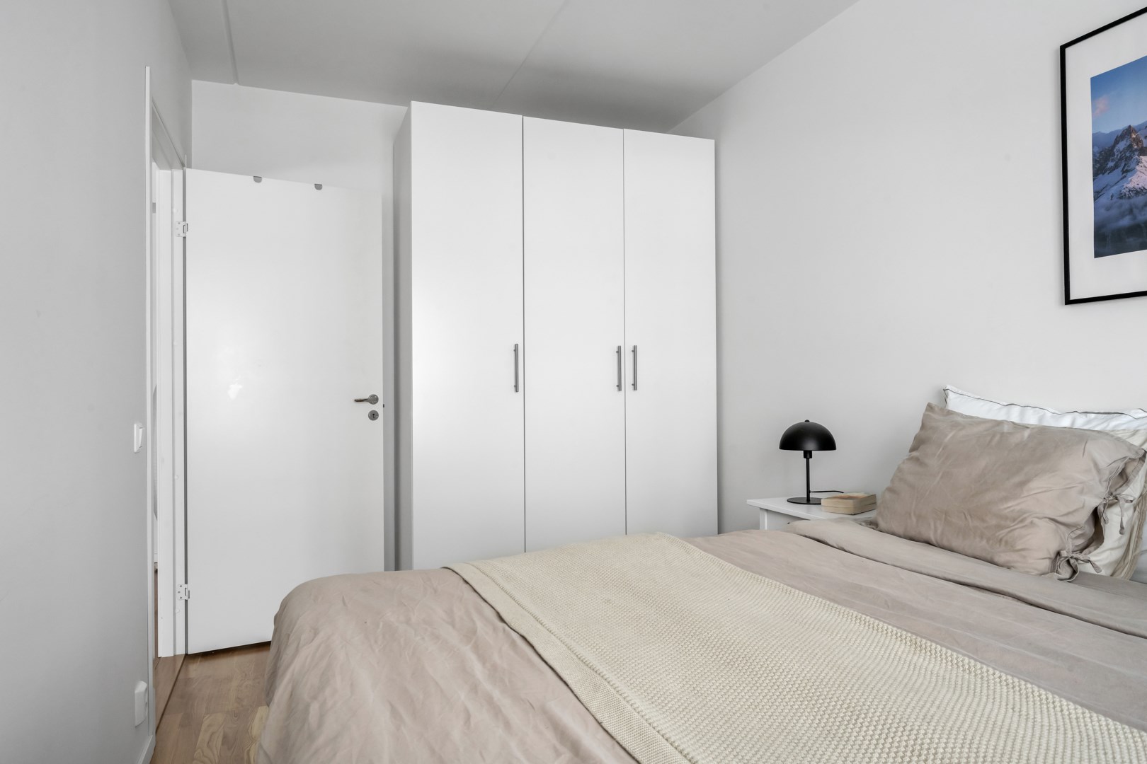 Bostadsbild från Råbyvägen 41, Såld i Kvarngärdet, Uppsala