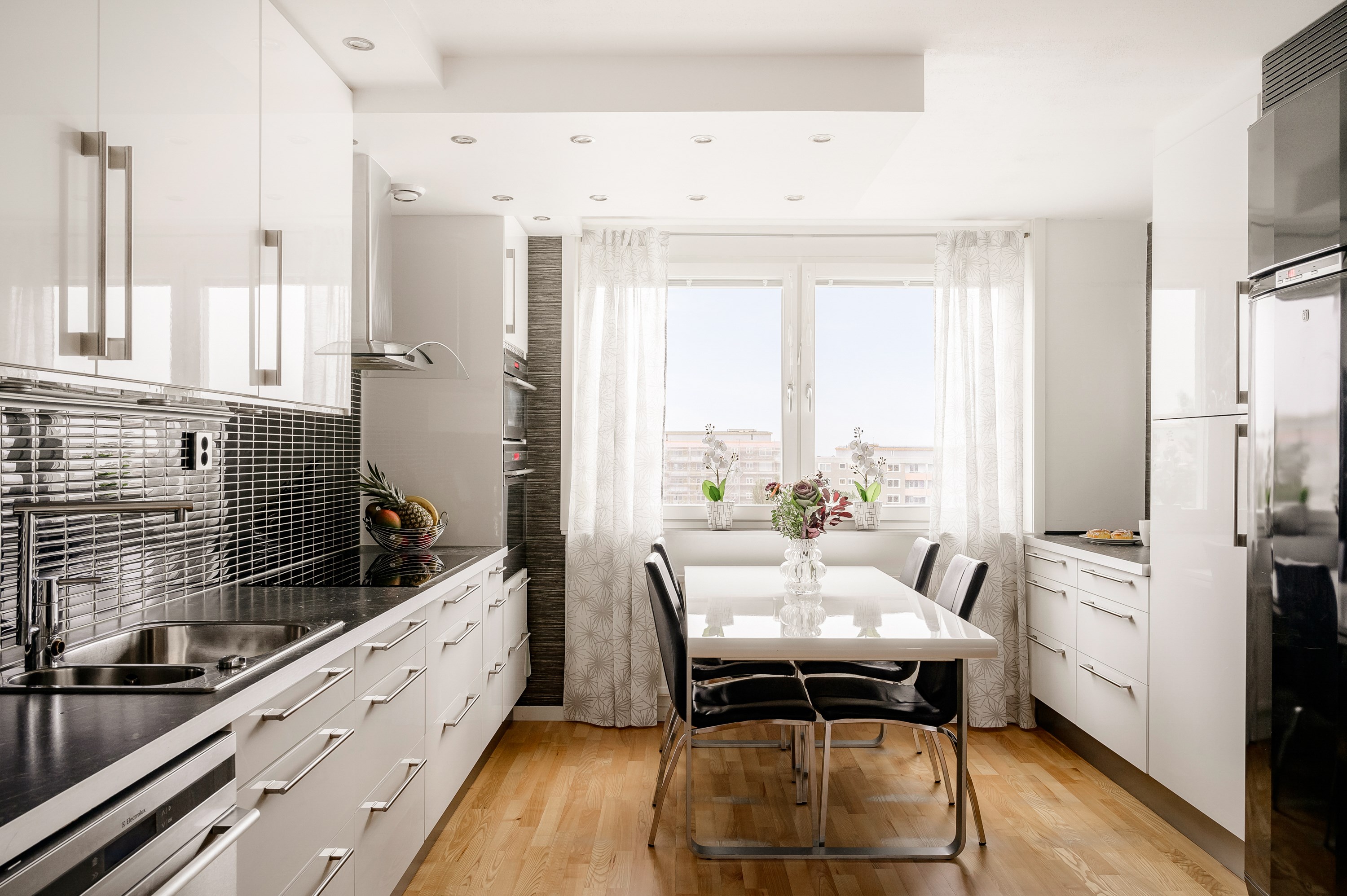 Bostadsbild från Henriksdalsringen 65, Såld i Henriksdalsberget, Nacka