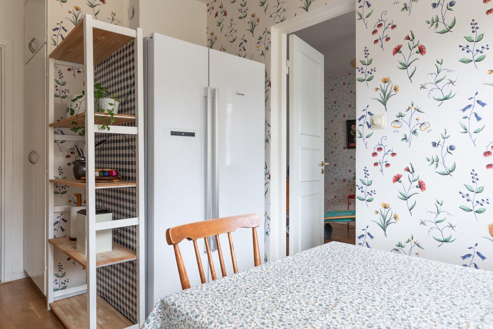 Bostadsbild från Kaserngatan 37, Såld i Viksäng, Västerås