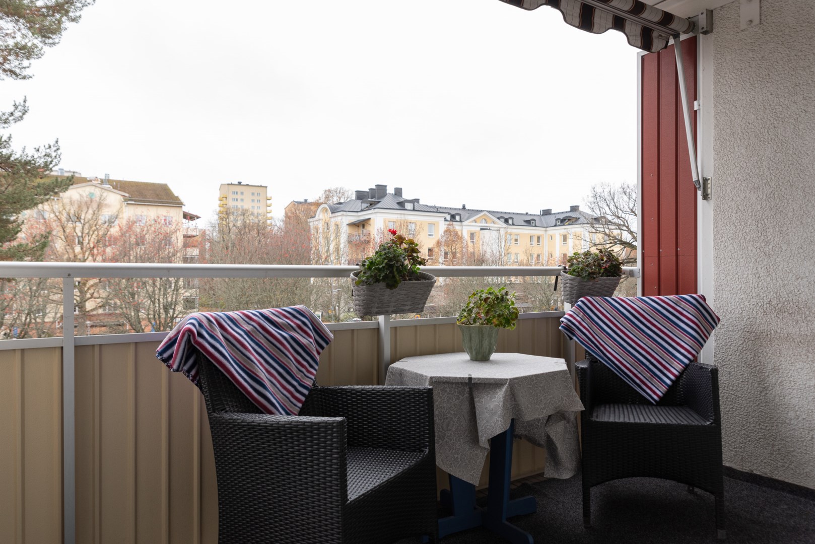 Bostadsbild från Kaserngatan 37, Såld i Viksäng, Västerås