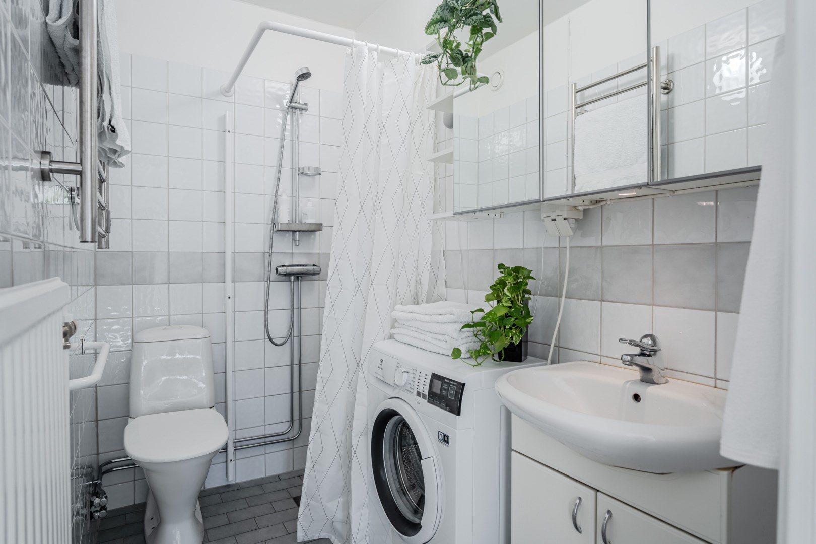 Bostadsbild från Källparksgatan 20, Såld i Salabacke, Uppsala