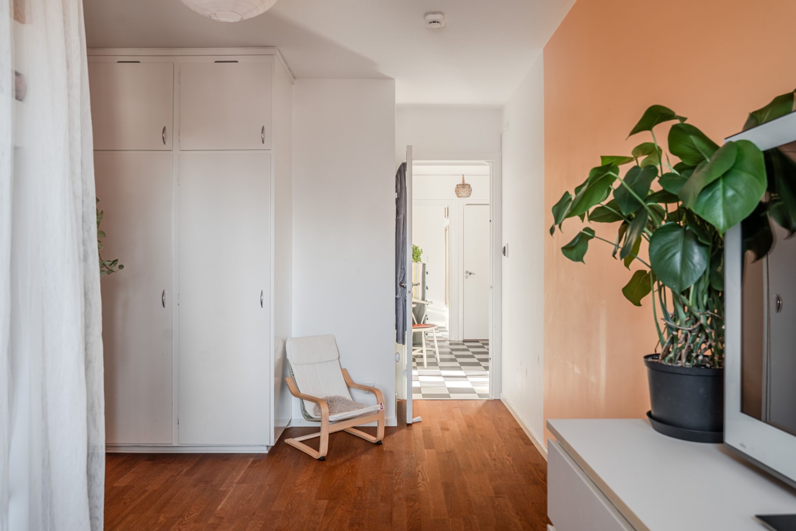 Bostadsbild från Källparksgatan 20, Såld i Salabacke, Uppsala