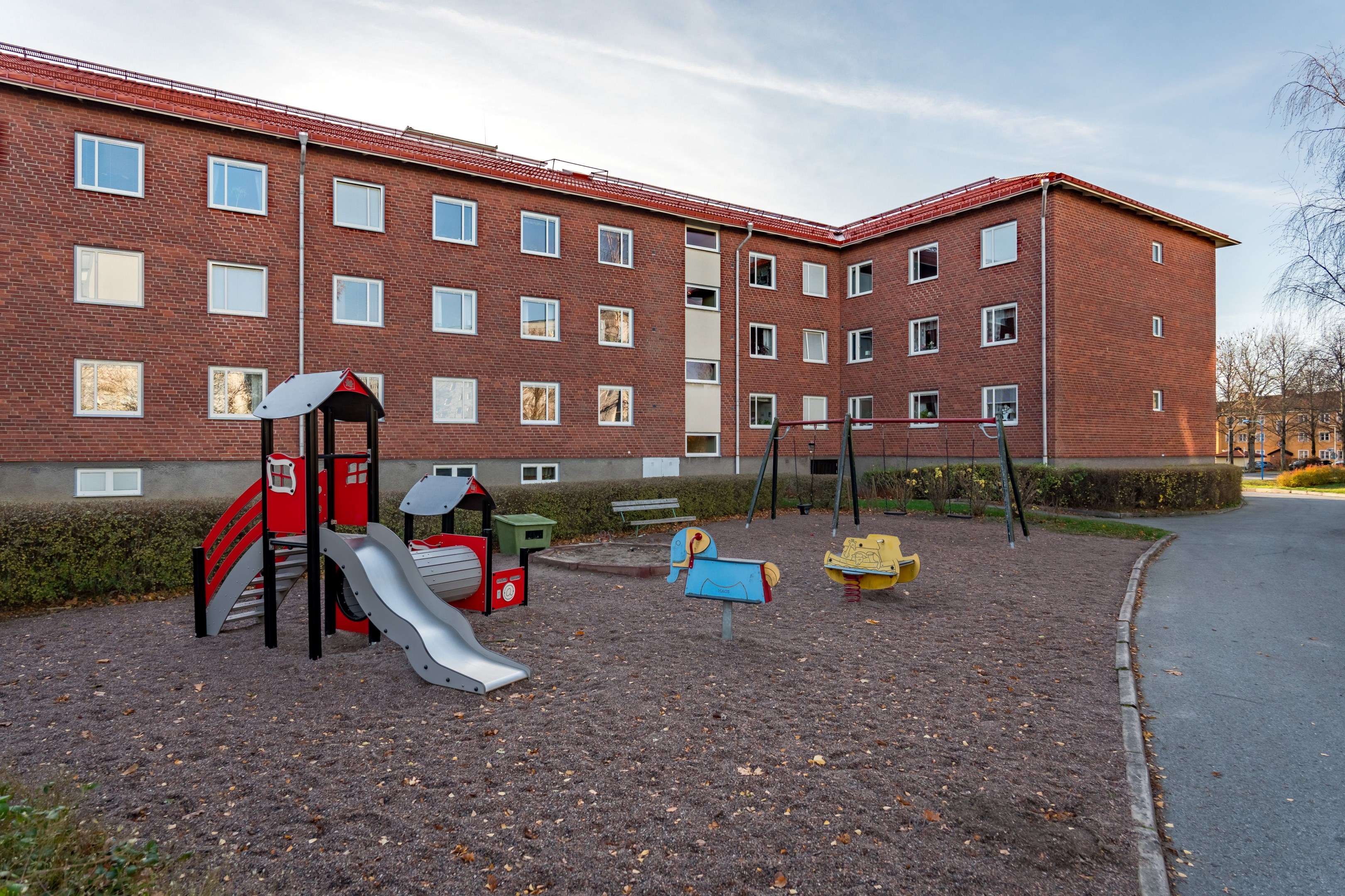 Bostadsbild från Källparksgatan 20, Såld i Salabacke, Uppsala