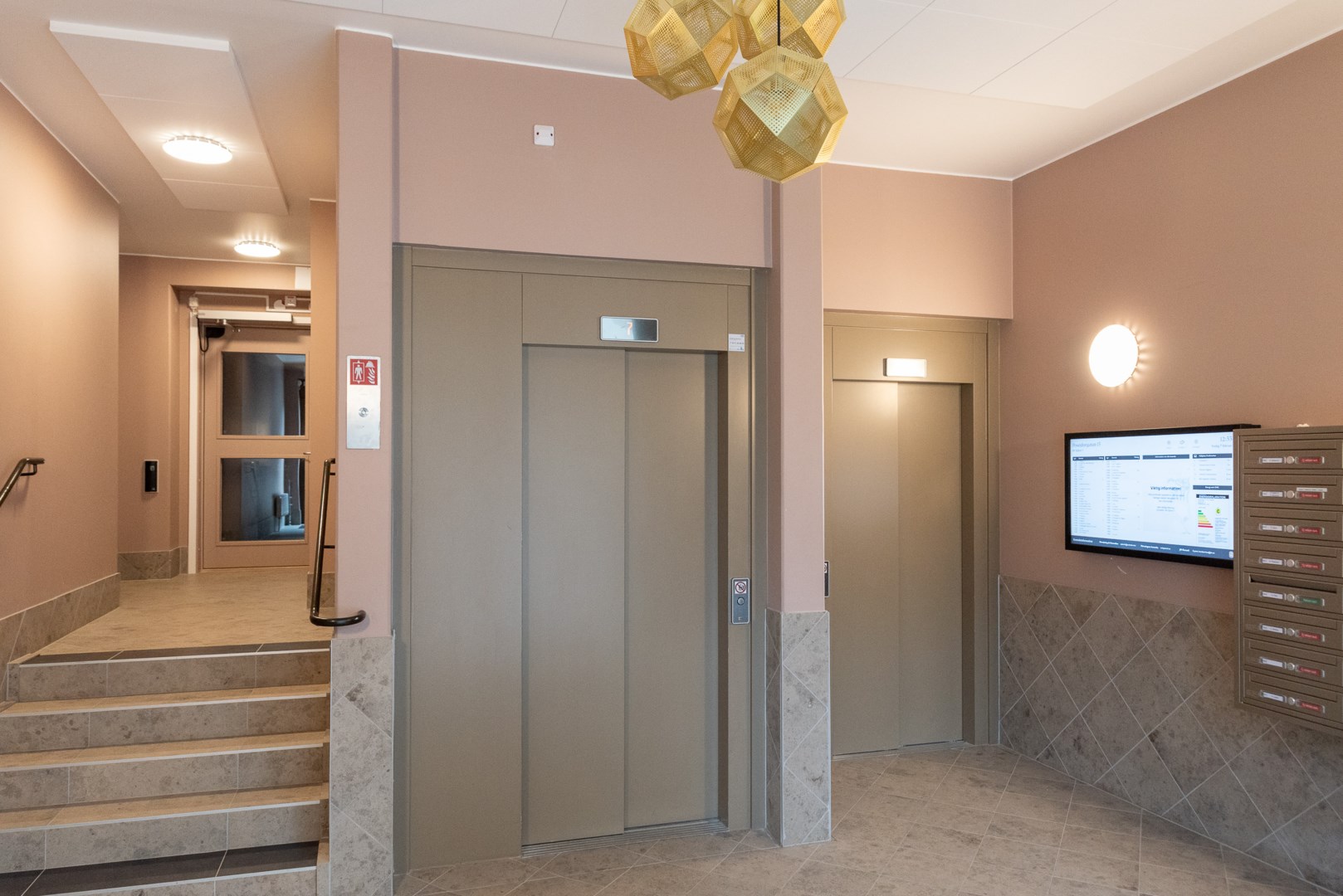 Bostadsbild från Poseidongatan 13, Till salu i Öster Mälarstrand, Västerås