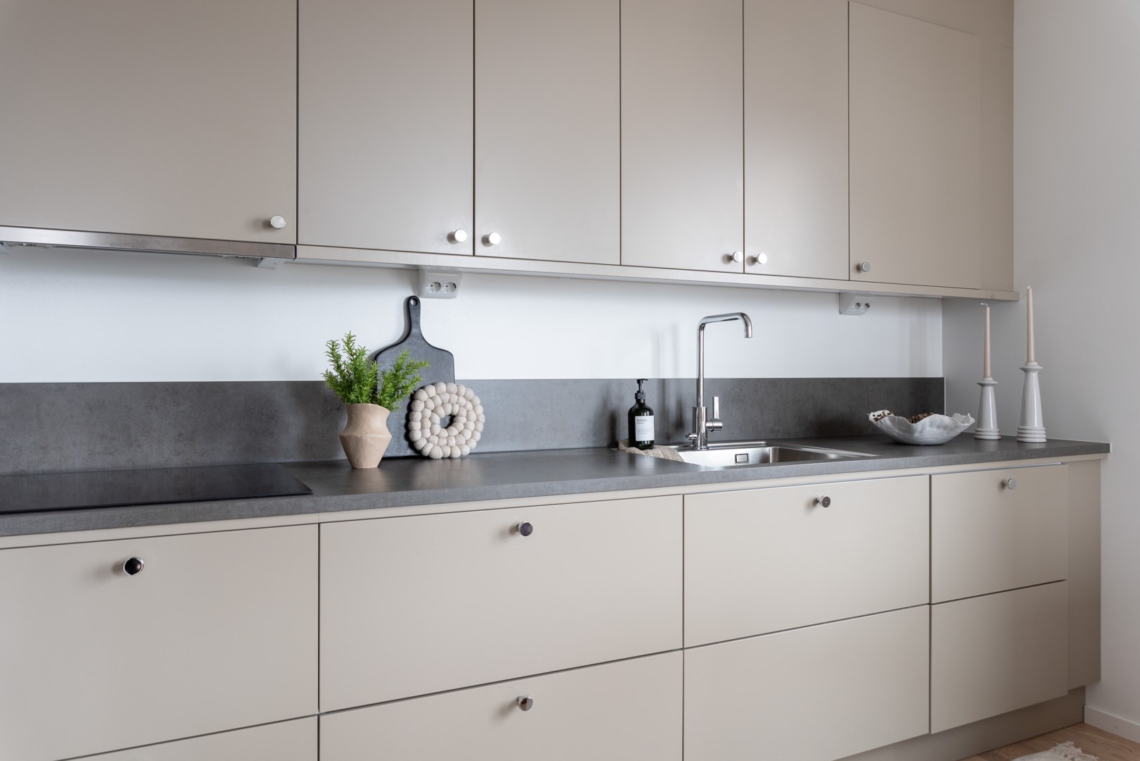 Bostadsbild från Poseidongatan 13, Till salu i Öster Mälarstrand, Västerås