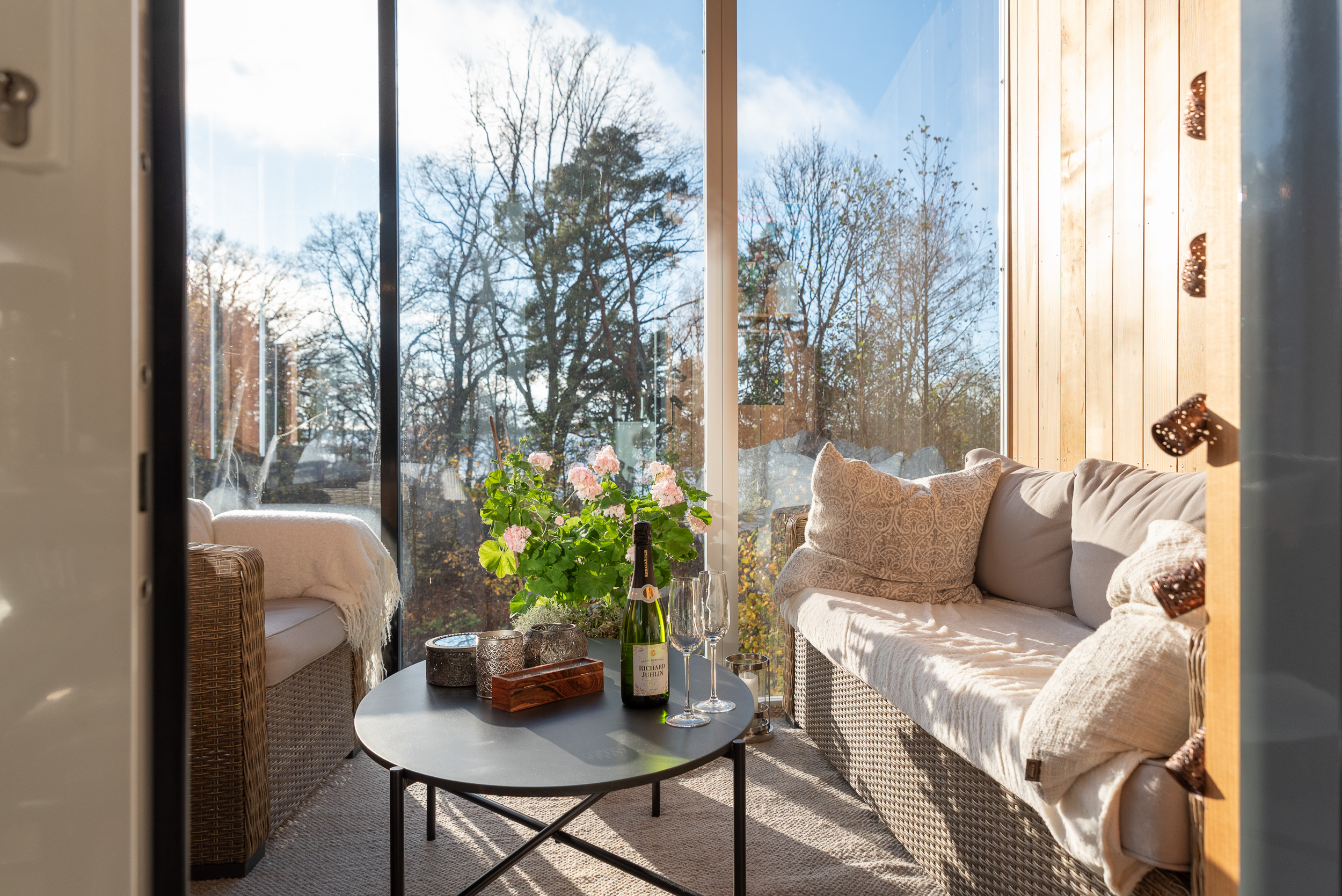 Bostadsbild från Notuddsallén 26, Såld i Öster Mälarstrand, Västerås