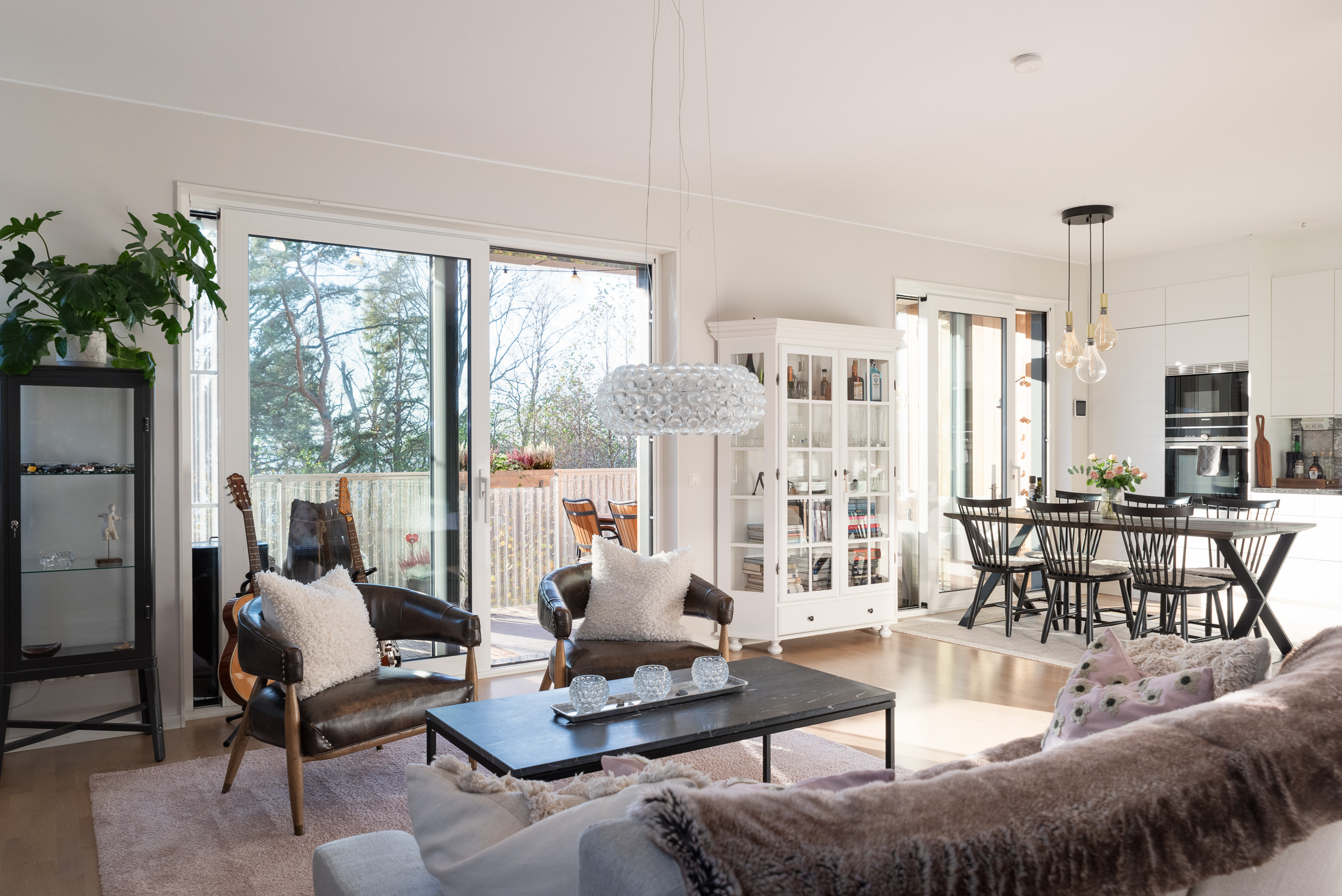 Bostadsbild från Notuddsallén 26, Såld i Öster Mälarstrand, Västerås