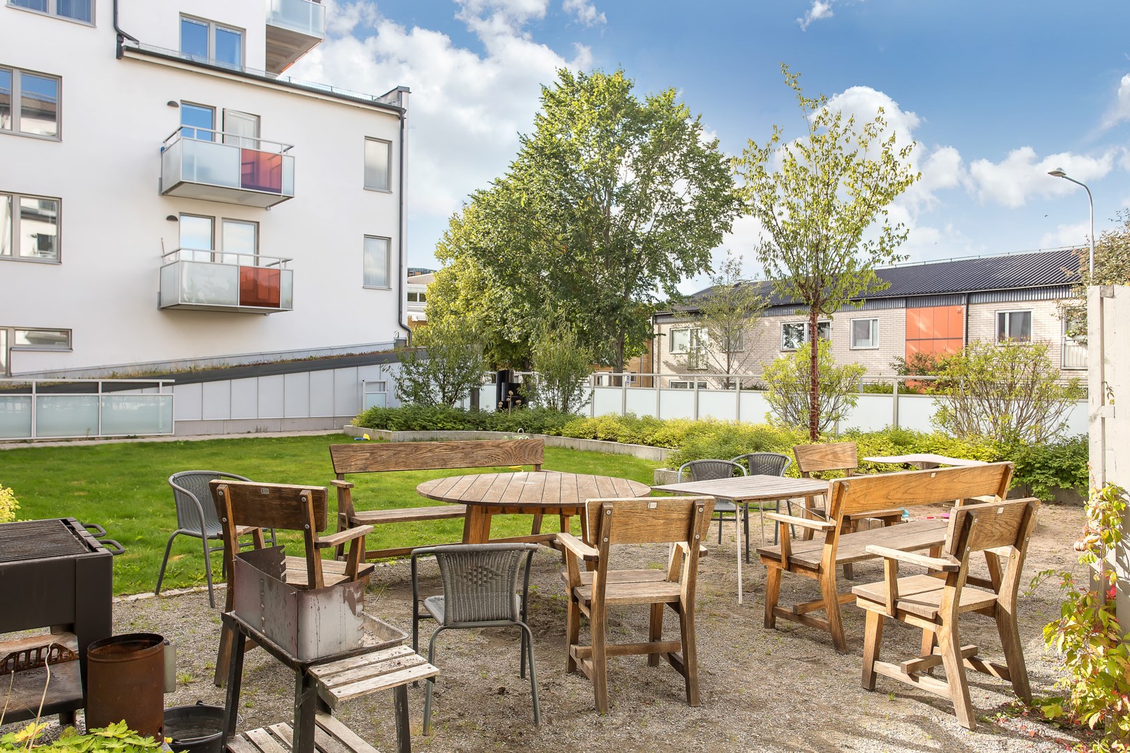 Bostadsbild från Råbyvägen 24, Till salu i Kapellgärdet, Uppsala