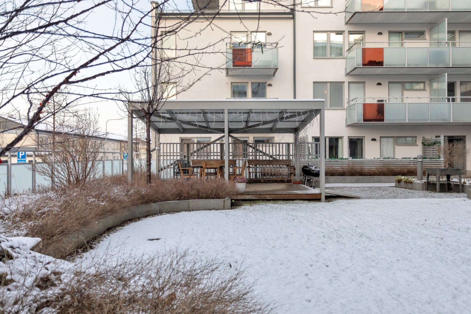 Bostadsbild från Råbyvägen 24, Till salu i Kapellgärdet, Uppsala