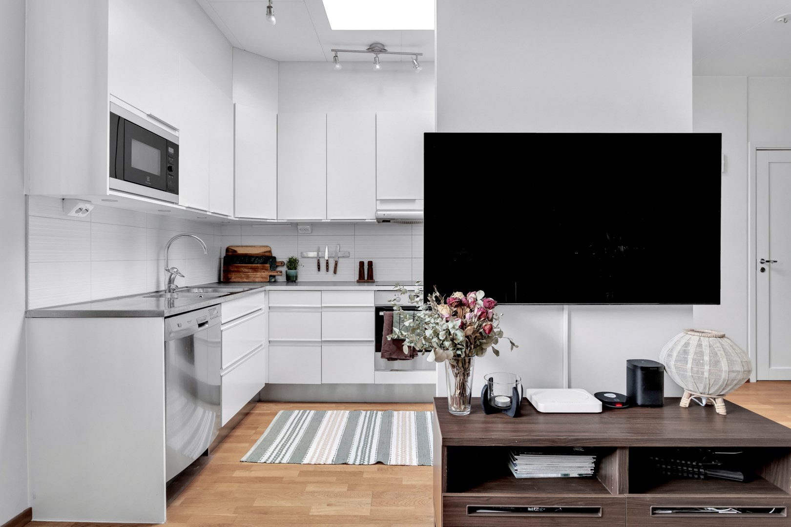 Bostadsbild från Råbyvägen 24, Till salu i Kapellgärdet, Uppsala