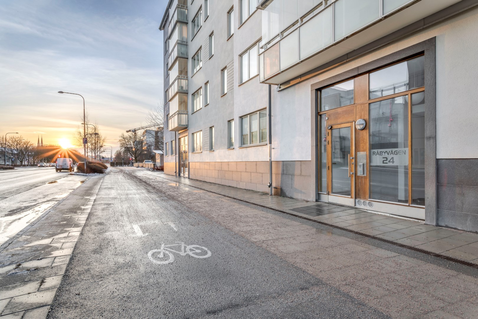 Bostadsbild från Råbyvägen 24, Till salu i Kapellgärdet, Uppsala