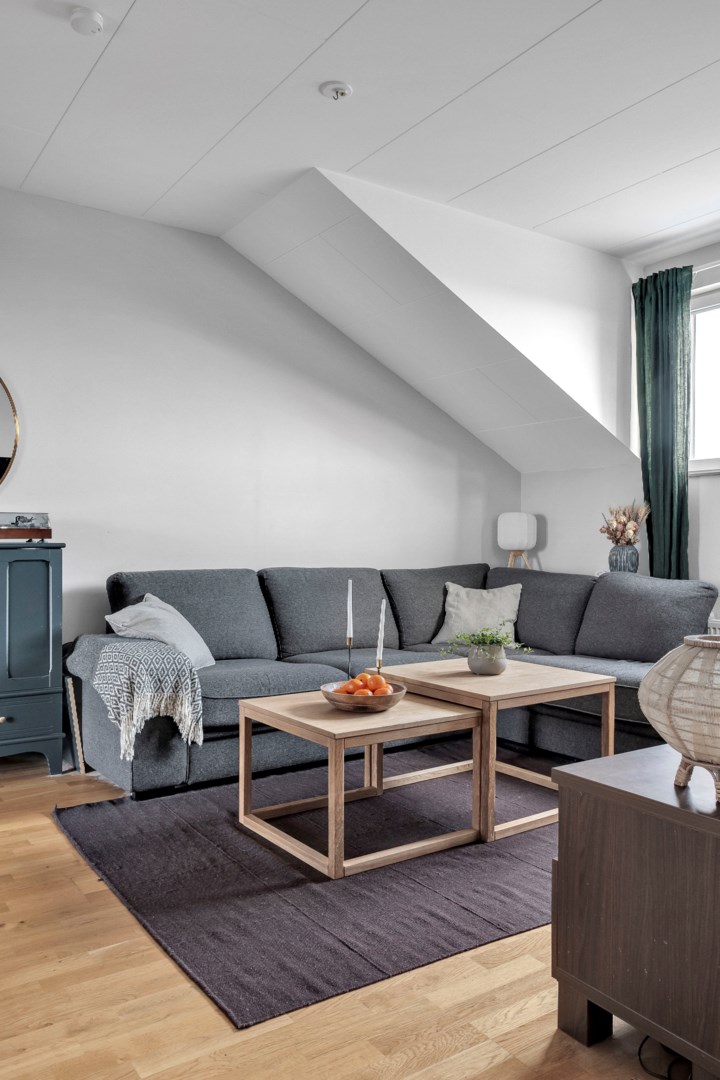 Bostadsbild från Råbyvägen 24, Till salu i Kapellgärdet, Uppsala